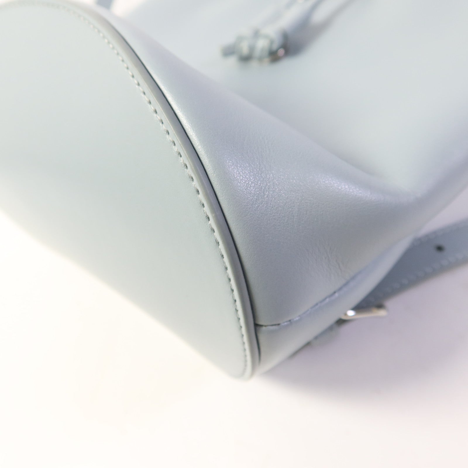 CELINE 牛皮皮革Bonnie銀扣背包