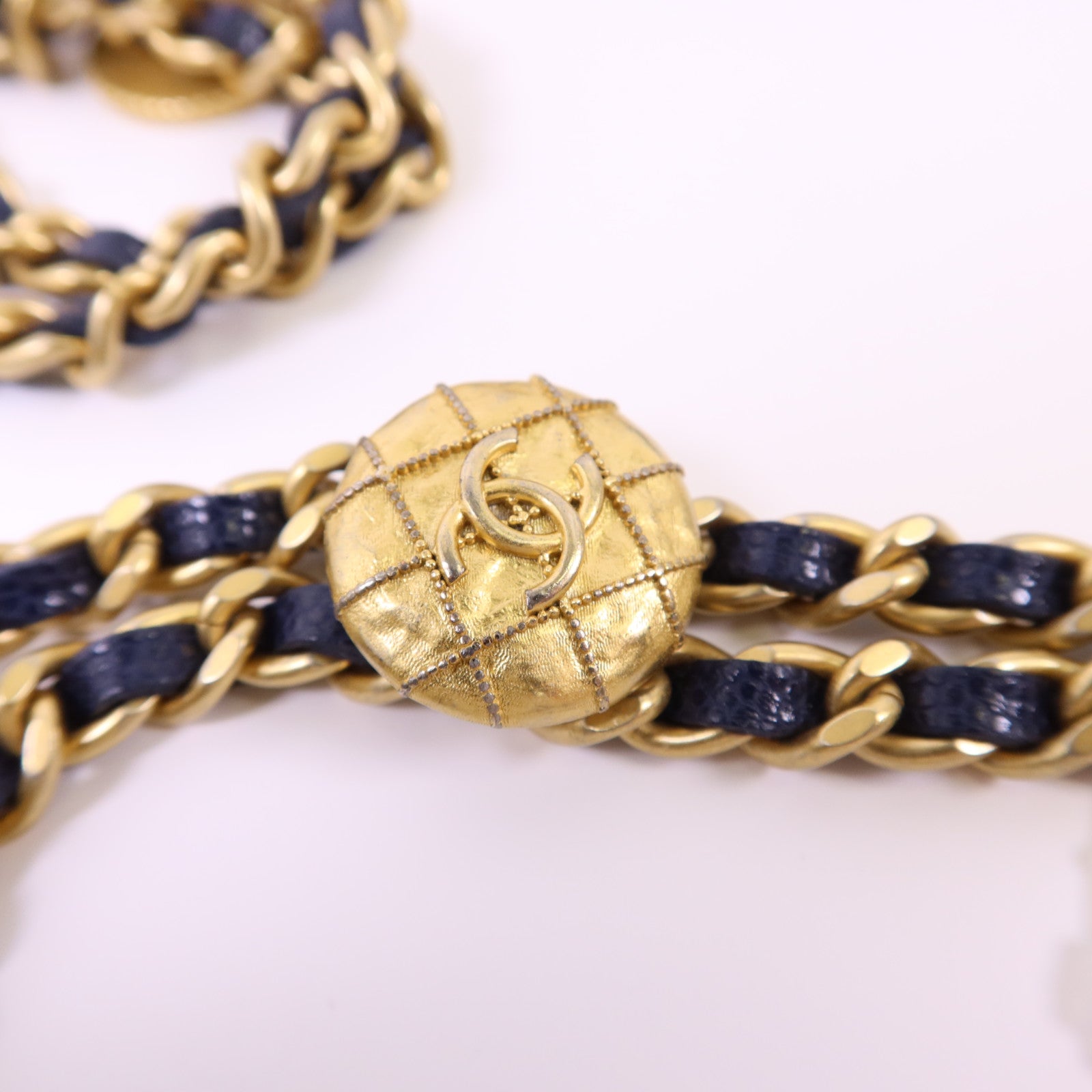CHANEL 牛皮皮革Chain Shoulder Bag金扣鏈帶肩背袋