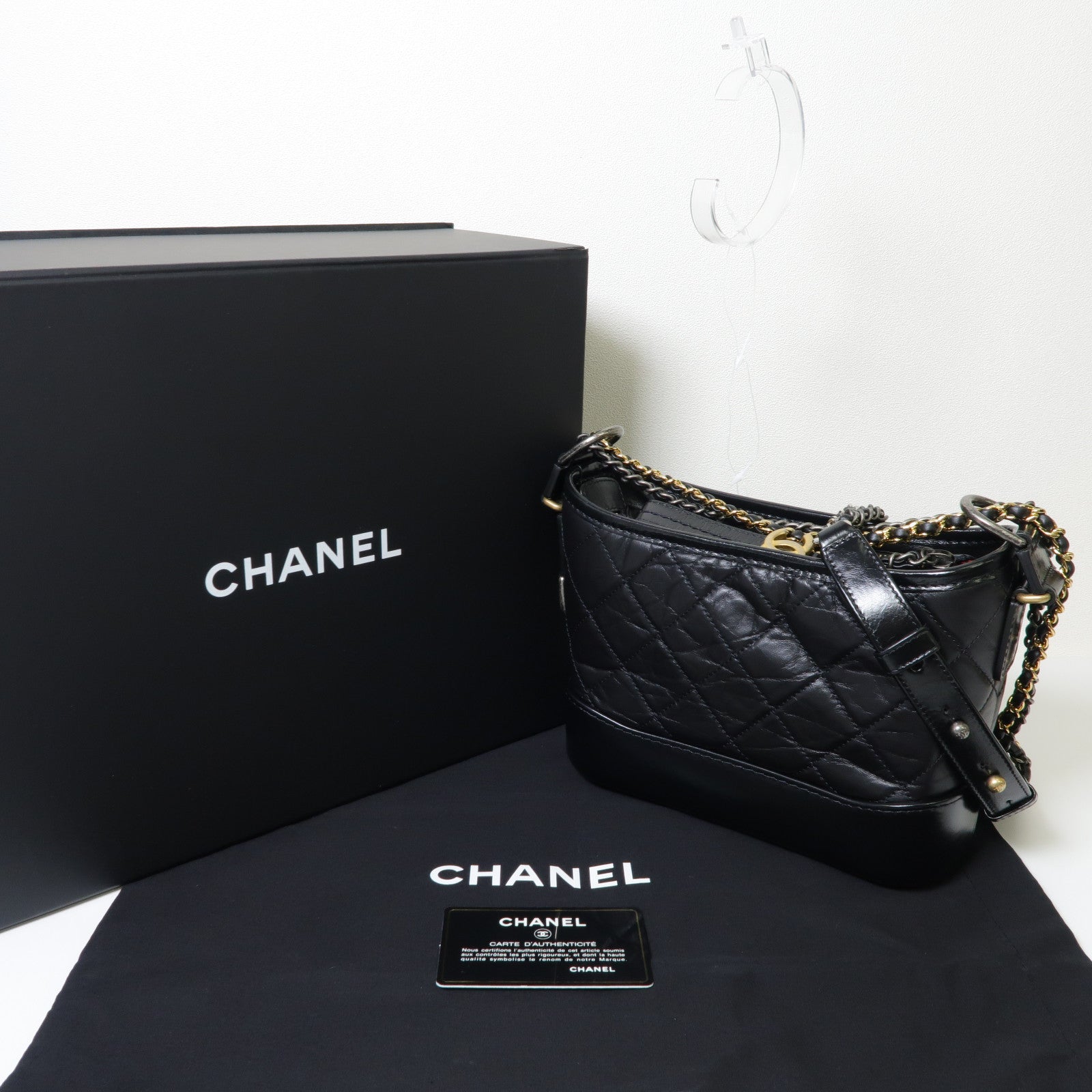 CHANEL 菱格牛皮皮革Gabrielle Small Hobo金扣鏈帶肩背袋黑色