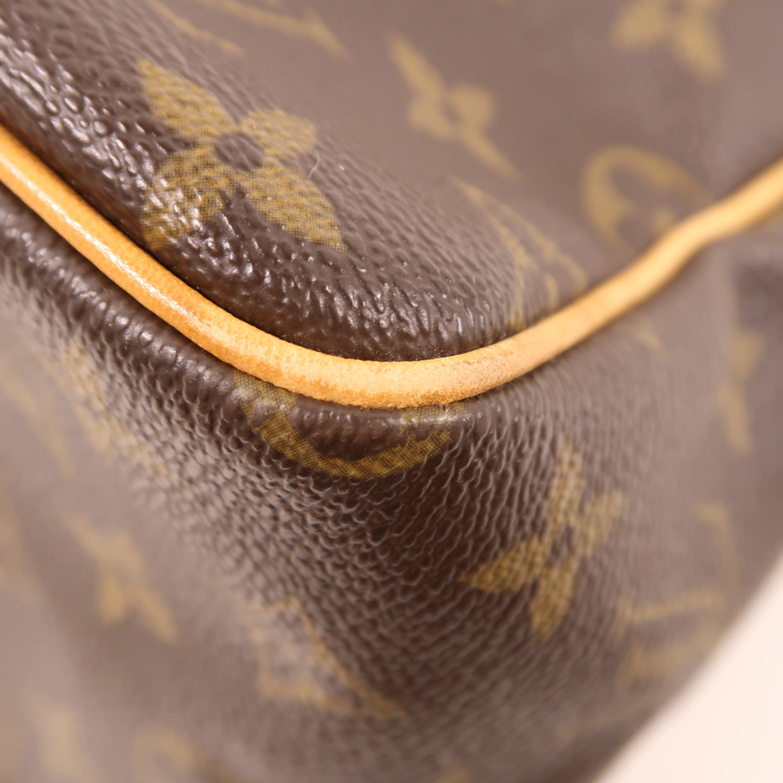 LOUIS VUITTON Monogram Batignolles金扣手挽袋
