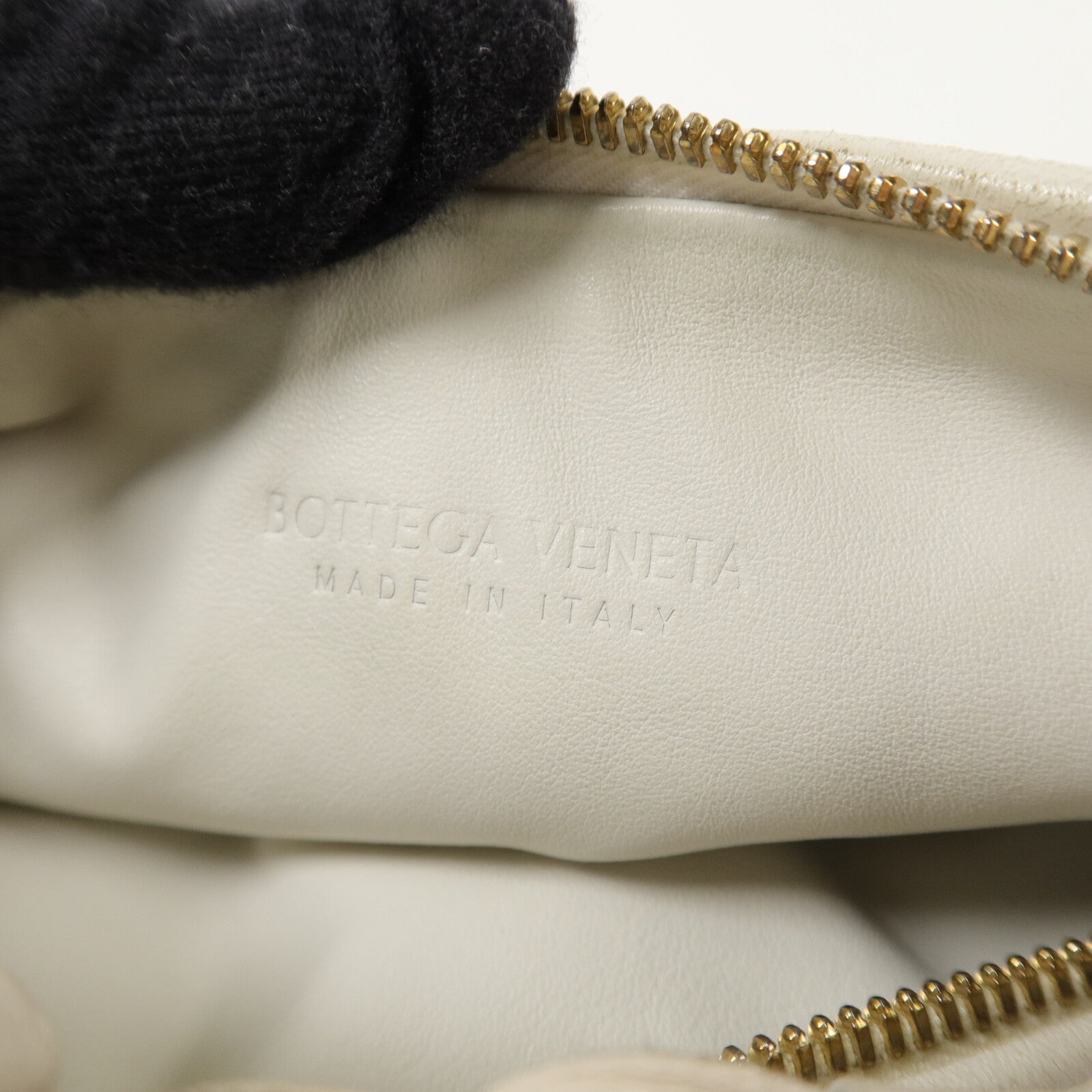 BOTTEGA VENETA 牛皮皮革Mini Jodie手挽袋