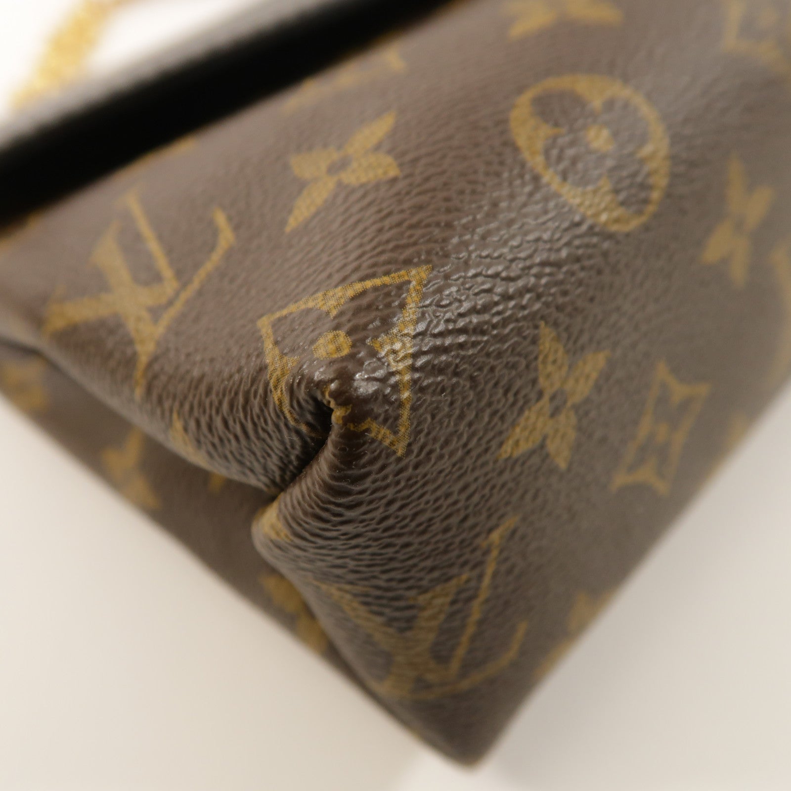 LOUIS VUITTON Monogram Saint Placide金扣鏈帶肩背袋