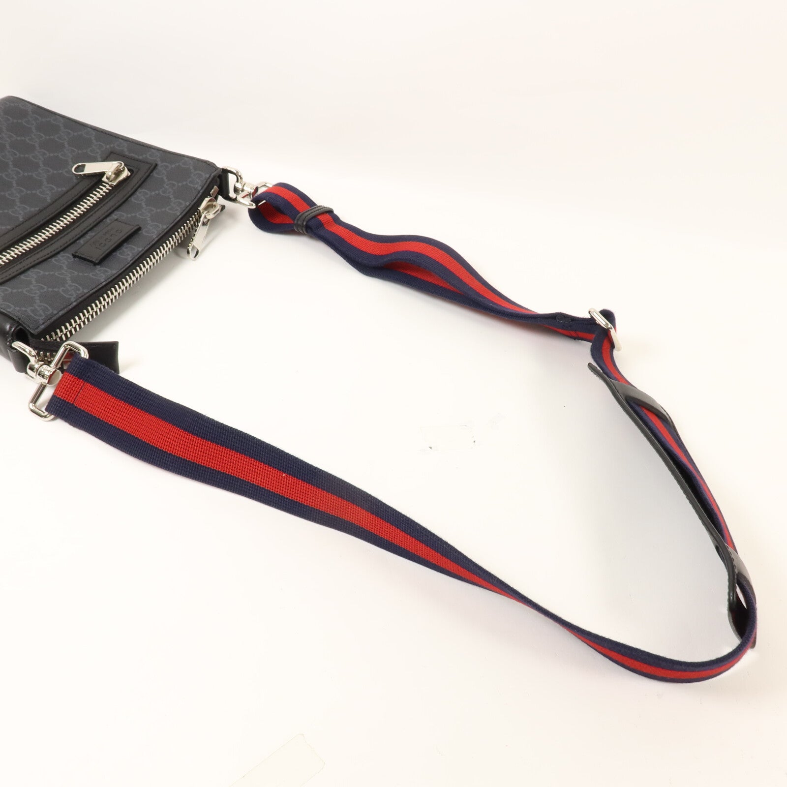 GUCCI 塗層帆布Messenger Bag肩背袋