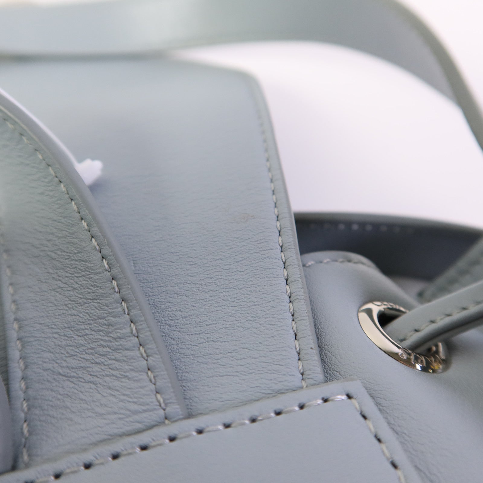 CELINE 牛皮皮革Bonnie銀扣背包