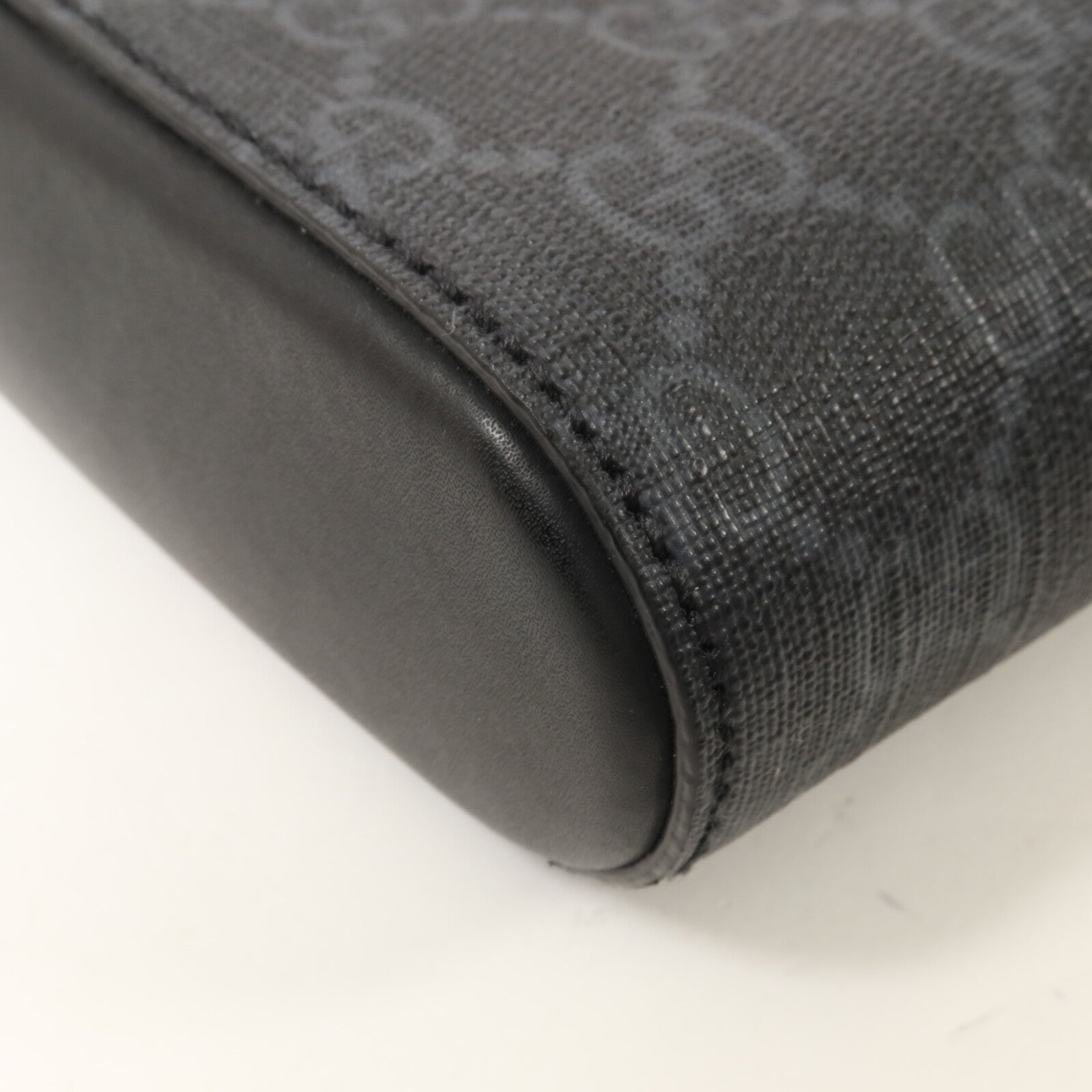 GUCCI 塗層帆布Messenger Bag肩背袋