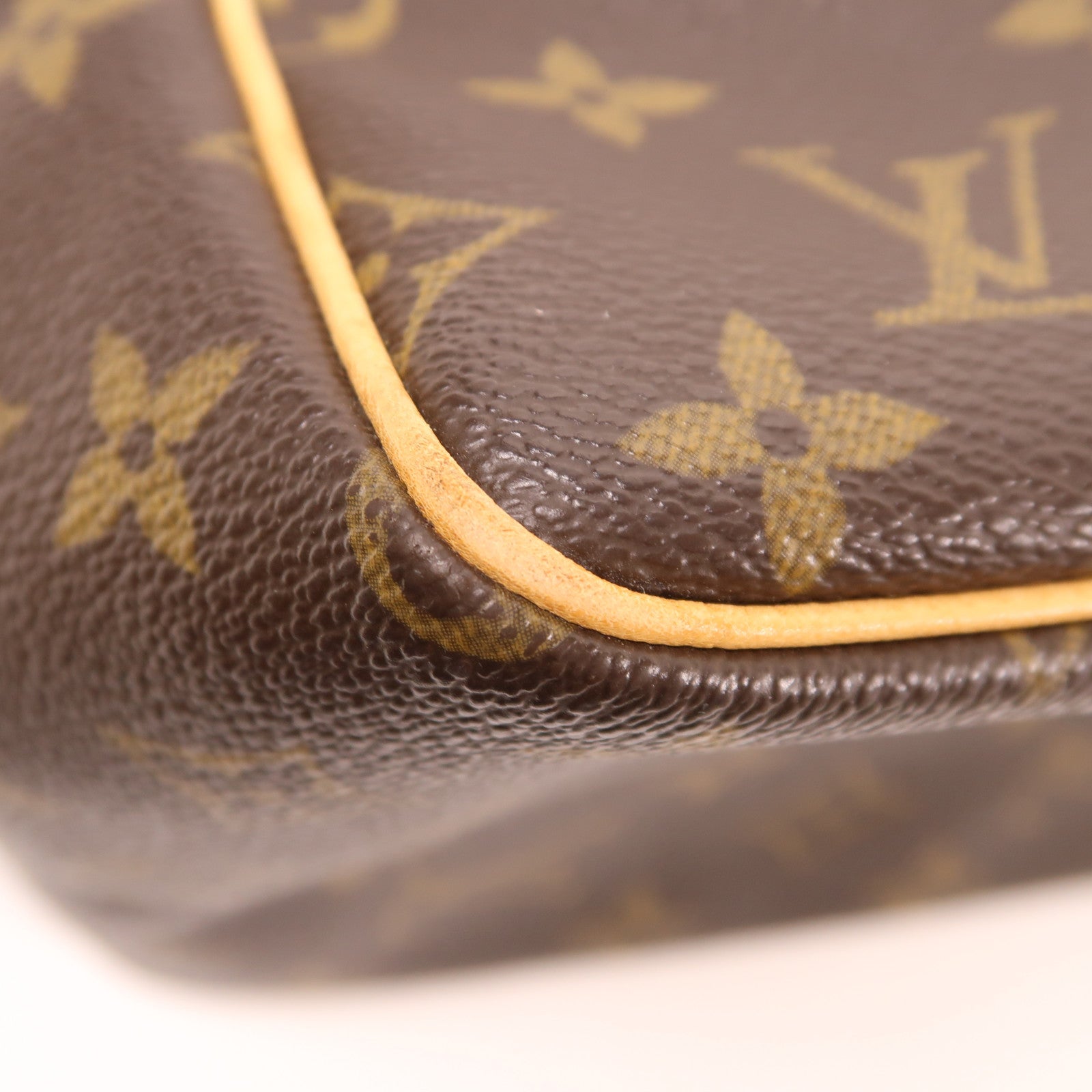 LOUIS VUITTON Monogram Batignolles金扣手挽袋