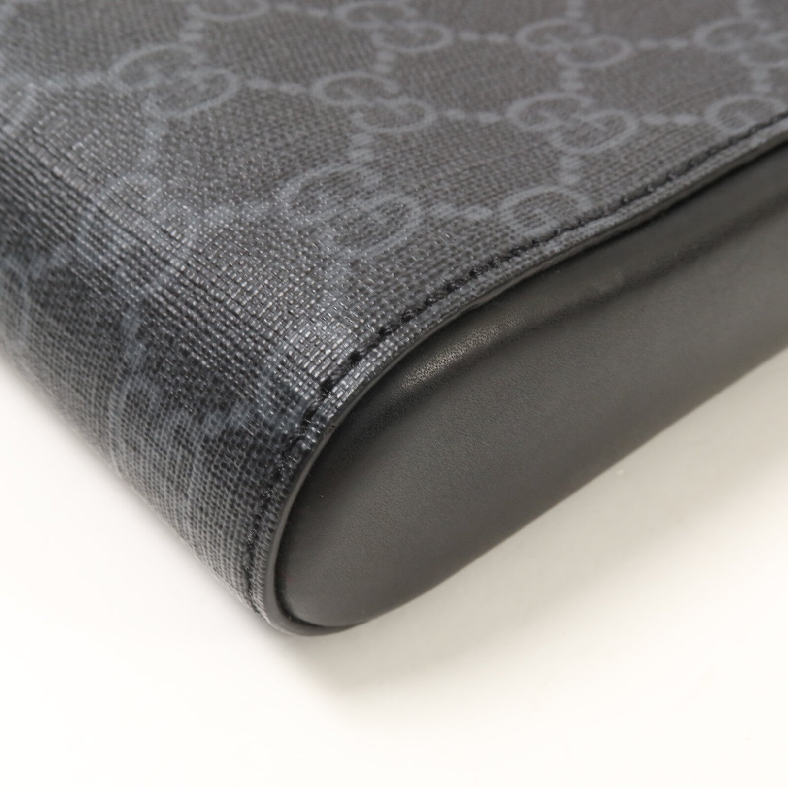 GUCCI 塗層帆布Messenger Bag肩背袋