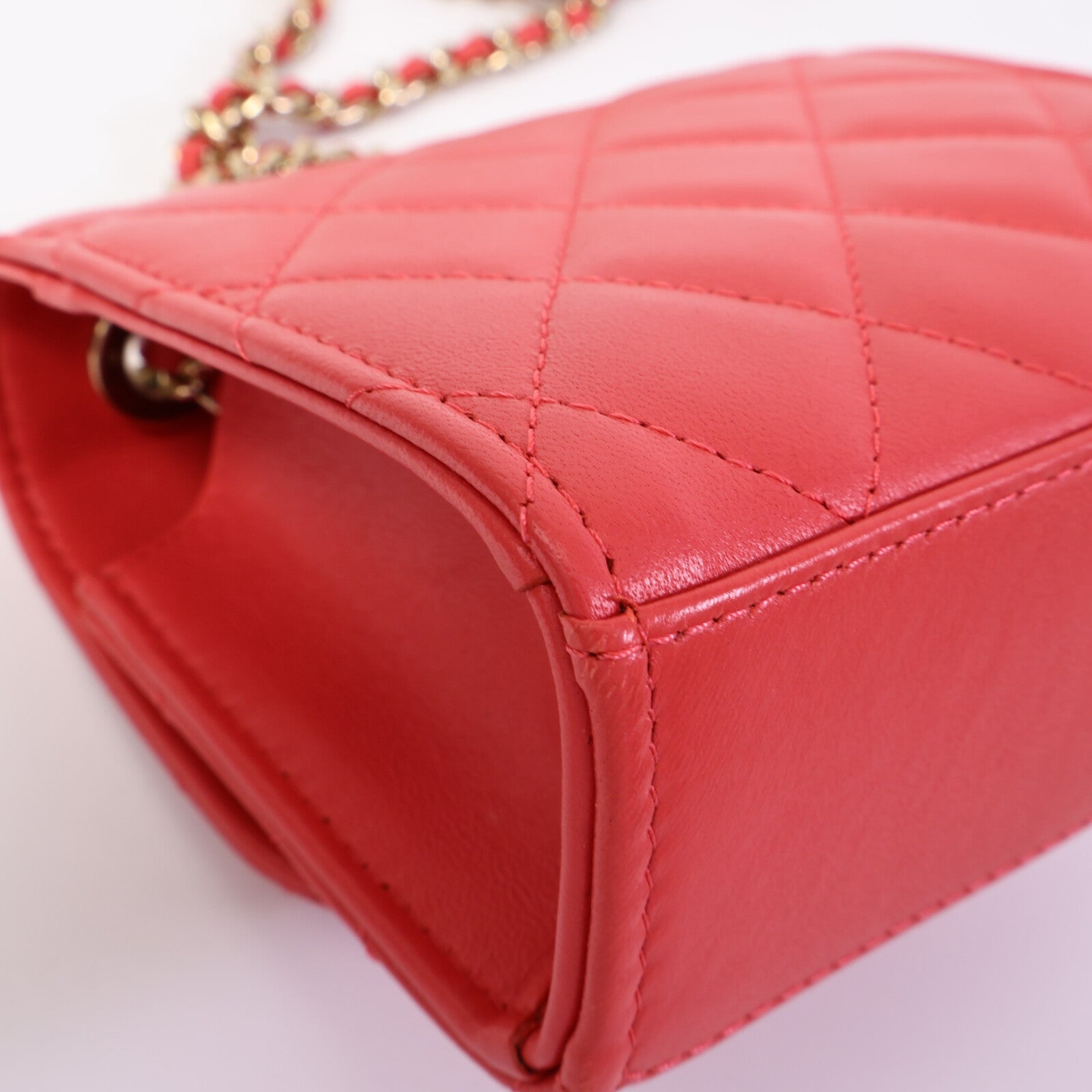 CHANEL 羊皮皮革Trendy CC Mini鏈帶肩背袋