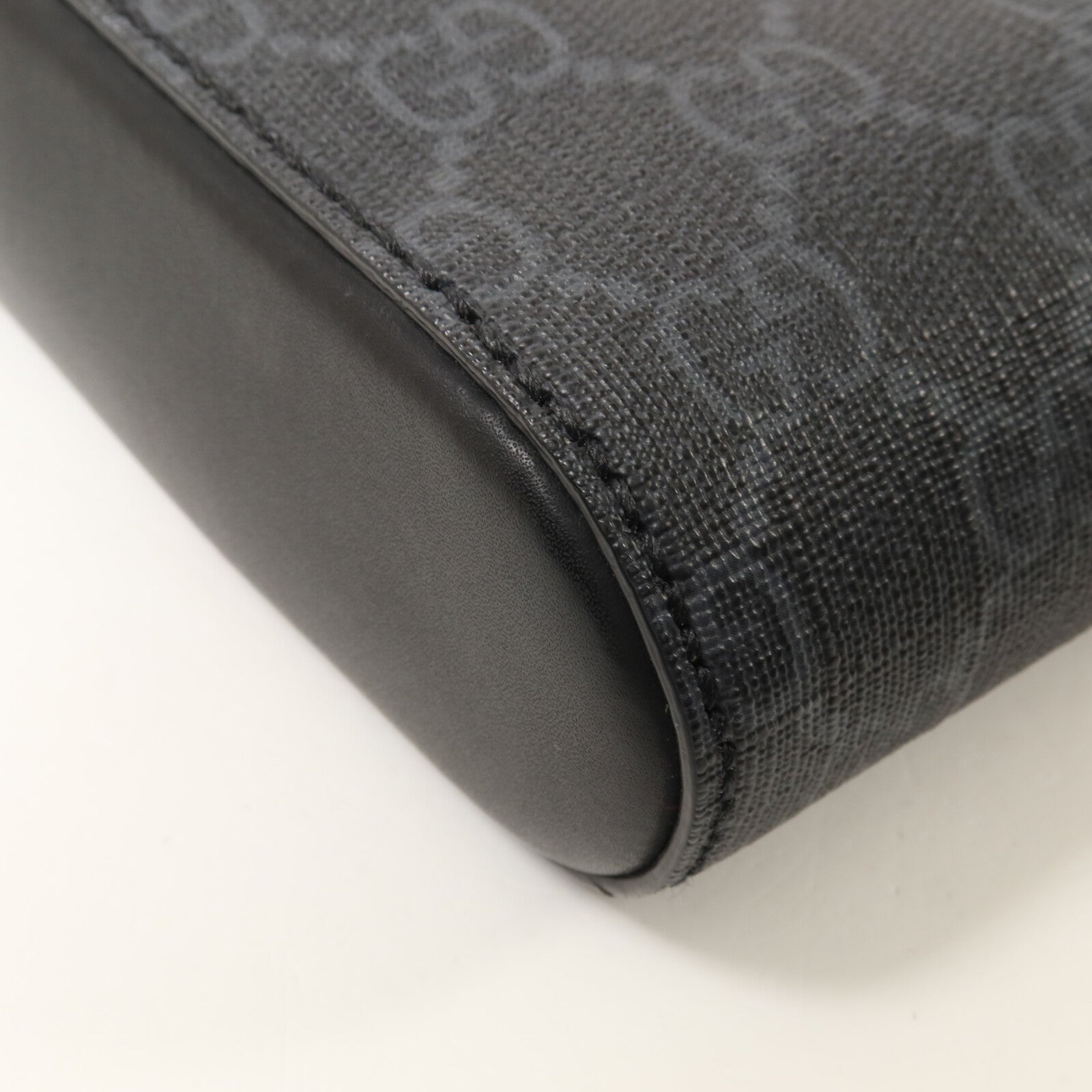 GUCCI 塗層帆布Messenger Bag肩背袋