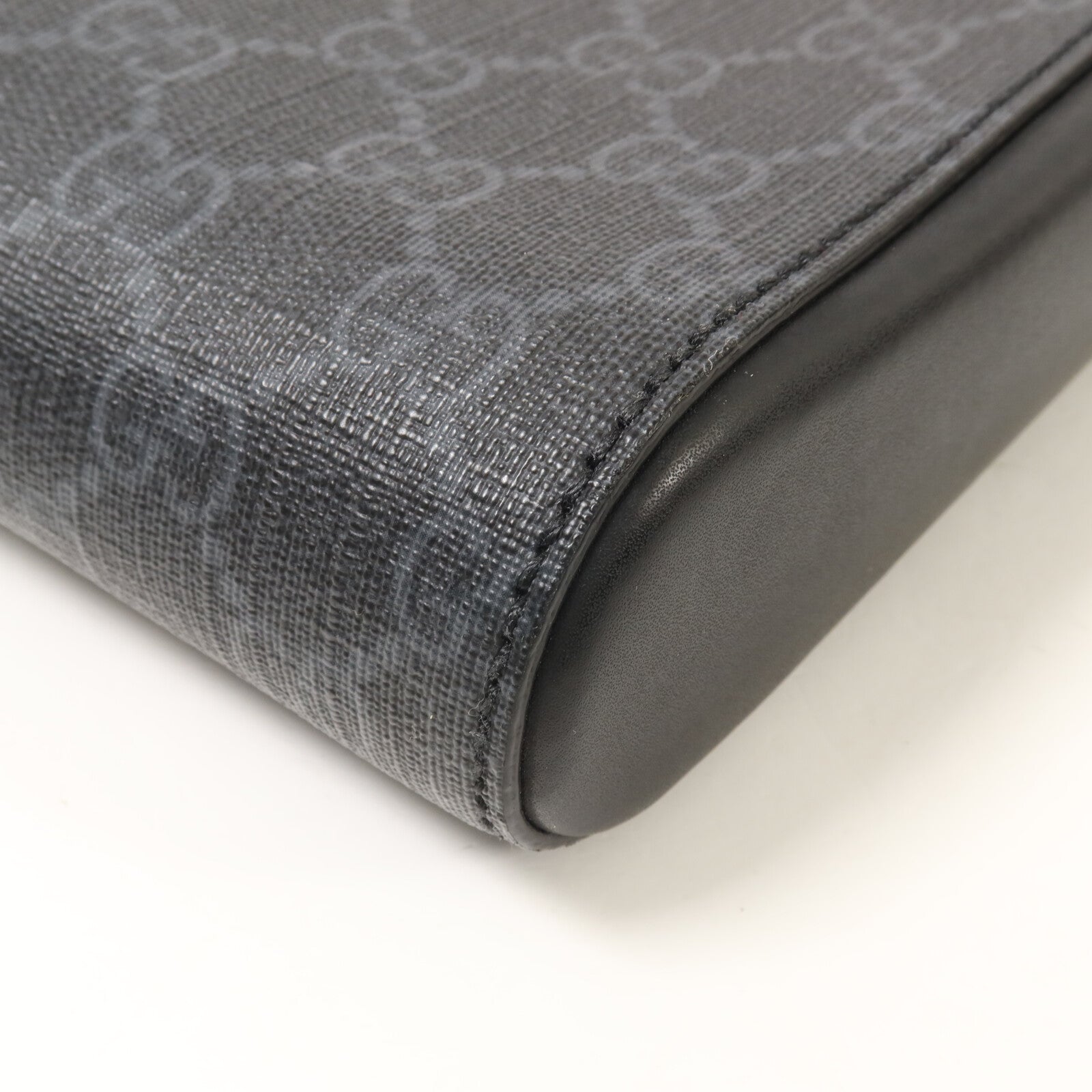 GUCCI 塗層帆布Messenger Bag肩背袋