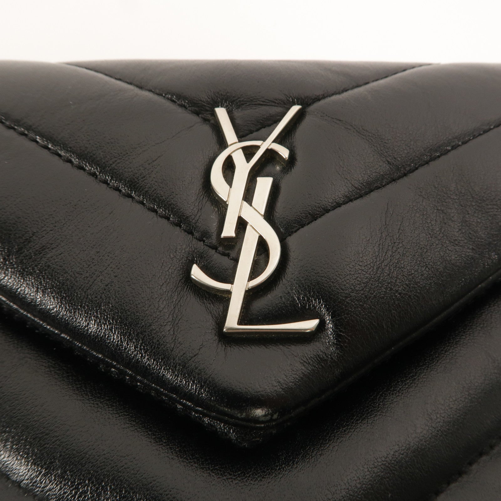 YVES SAINT LAURENT 牛皮皮革LouLou Toy肩背袋