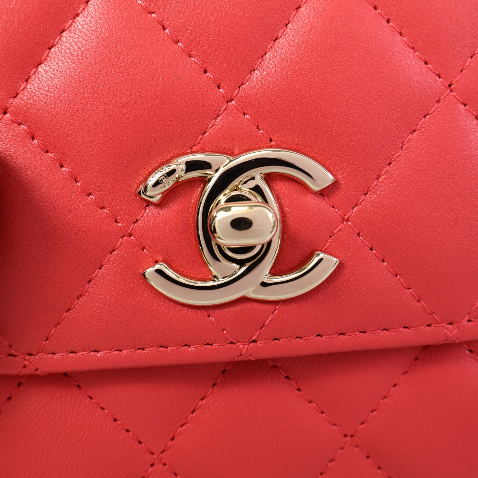 CHANEL 羊皮皮革Trendy CC Mini鏈帶肩背袋