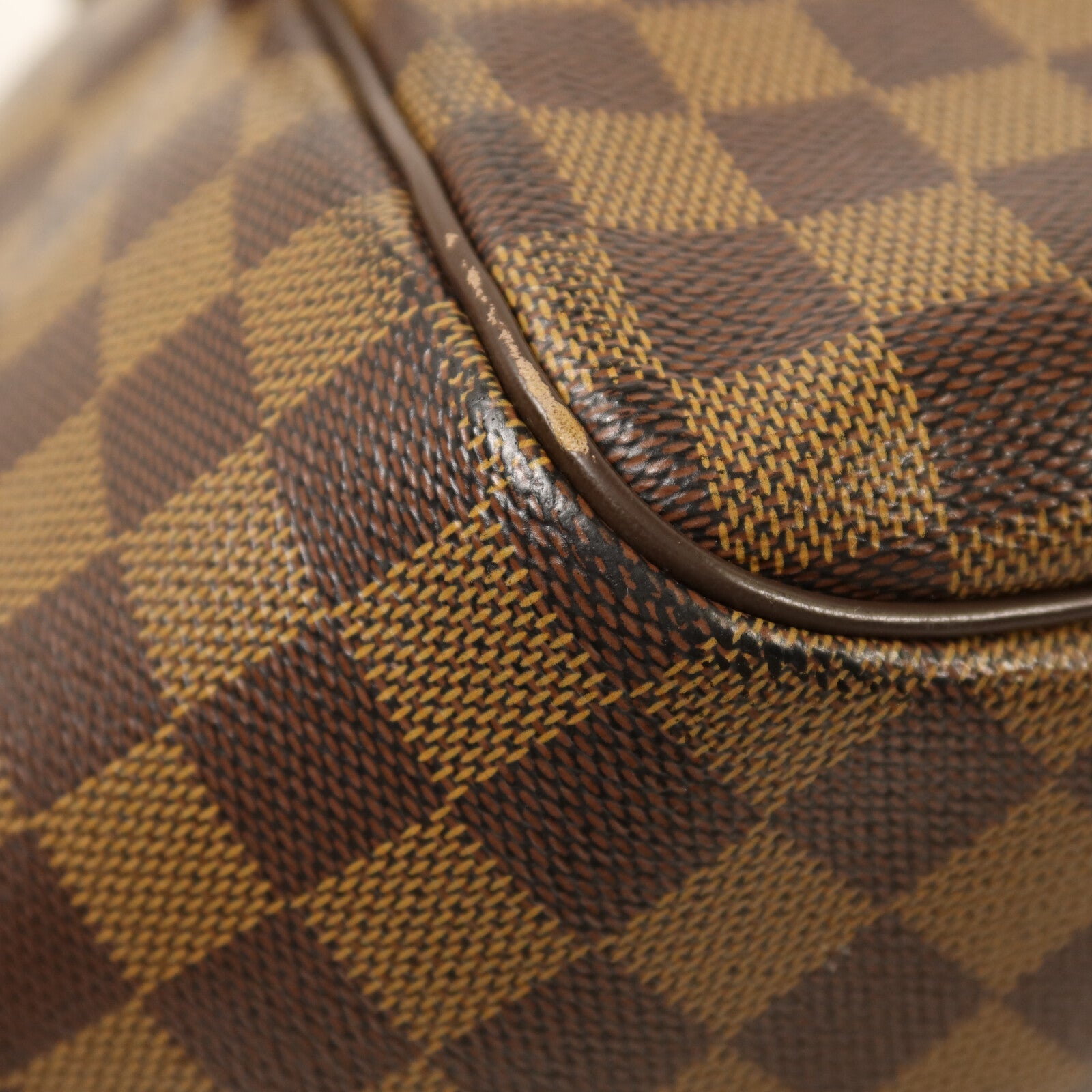LOUIS VUITTON 【激減優惠】Damier Belem MM金扣肩背袋