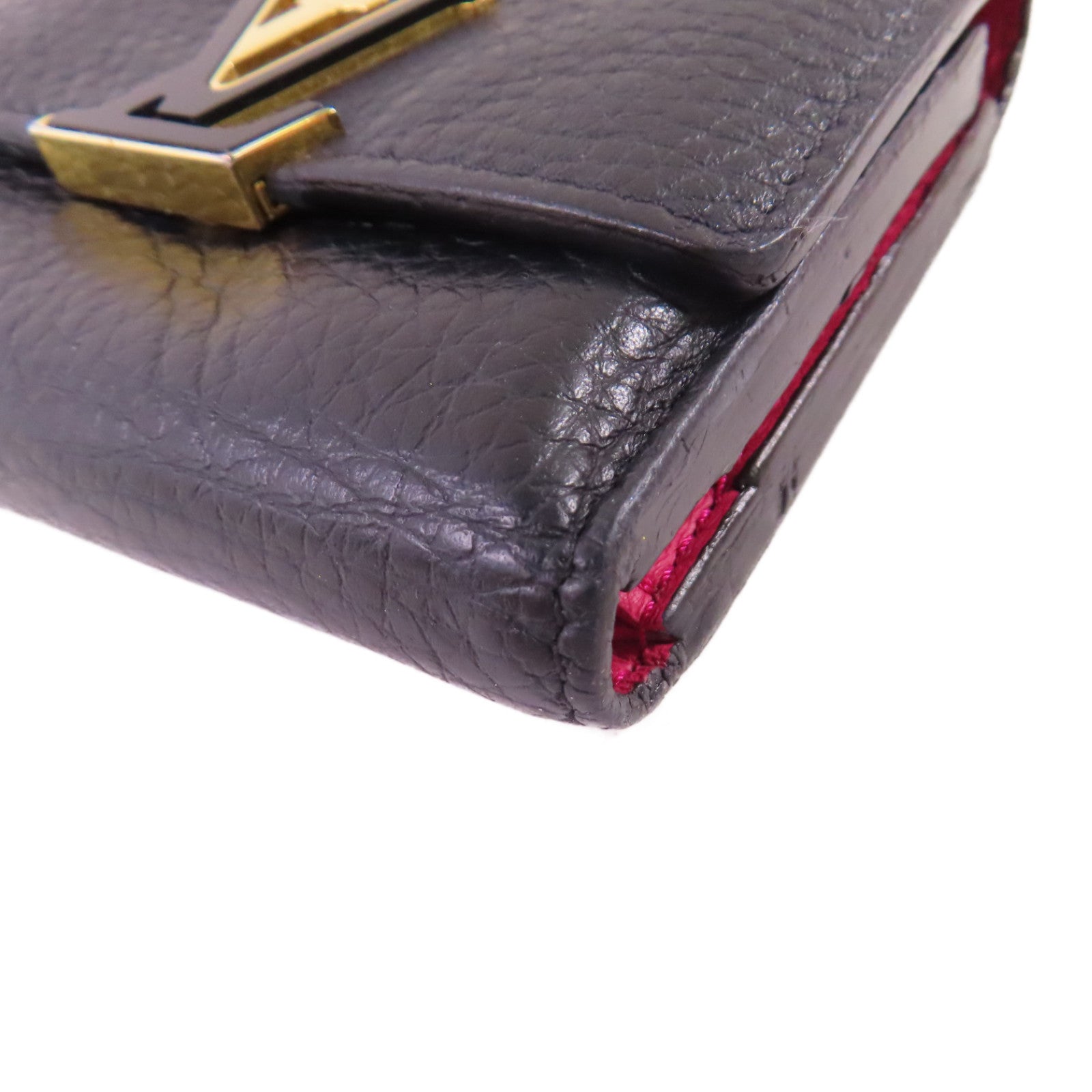 LOUIS VUITTON Taurillon皮革Capucines XS Wallet金扣短錢包黑色/粉紅色