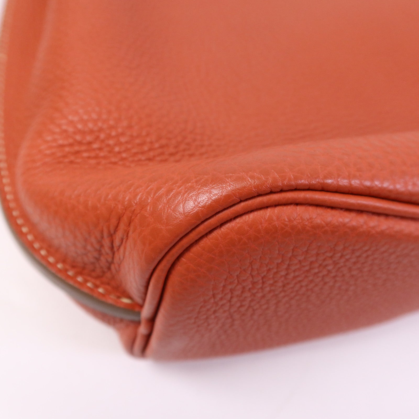 HERMES Togo皮革So Kelly 26銀扣肩背袋Capucine