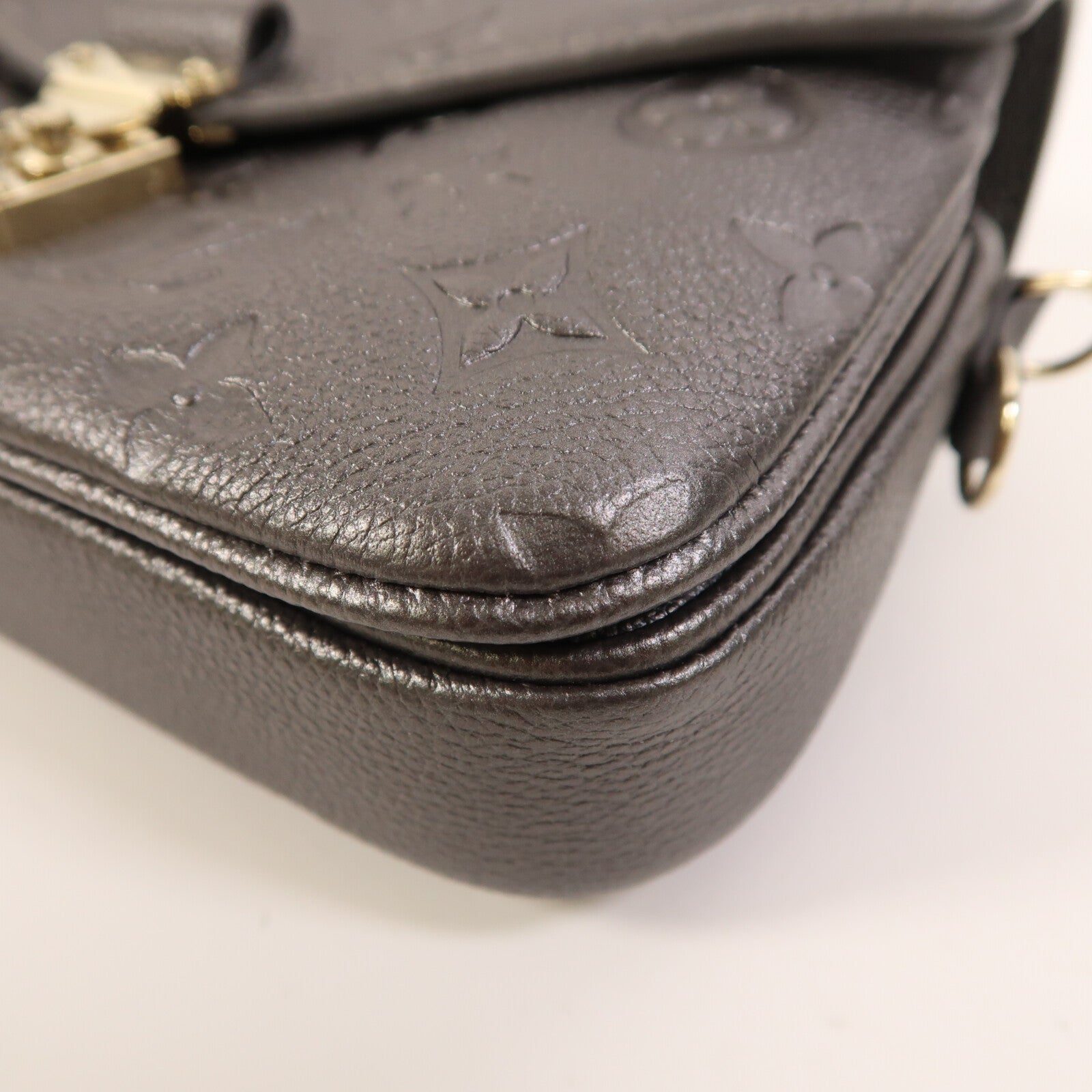 LOUIS VUITTON Monogram Empreinte Pochette Metis East West金扣手挽肩背兩用袋