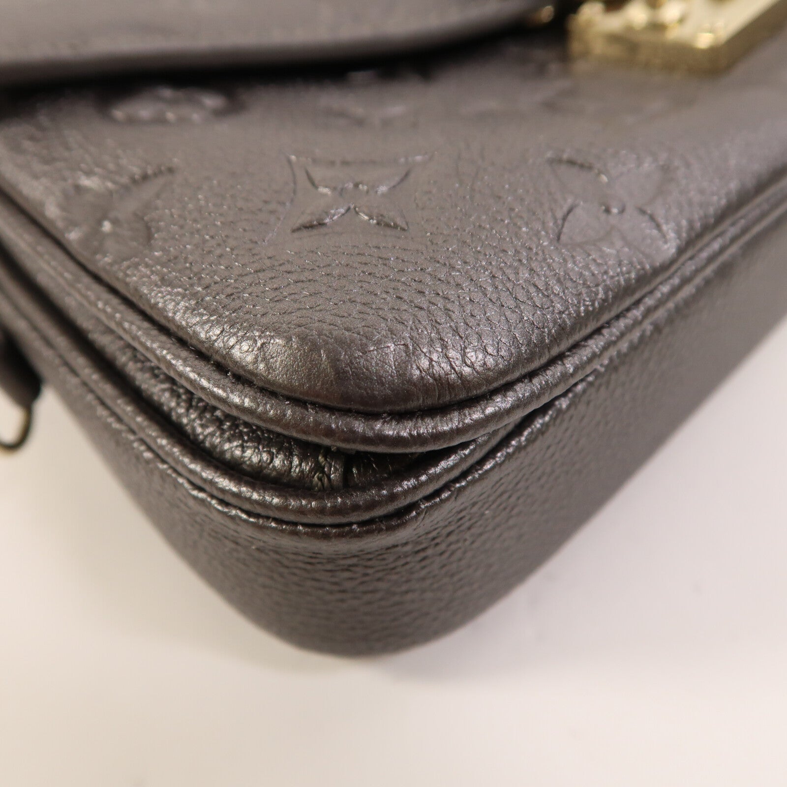 LOUIS VUITTON Monogram Empreinte Pochette Metis East West金扣手挽肩背兩用袋