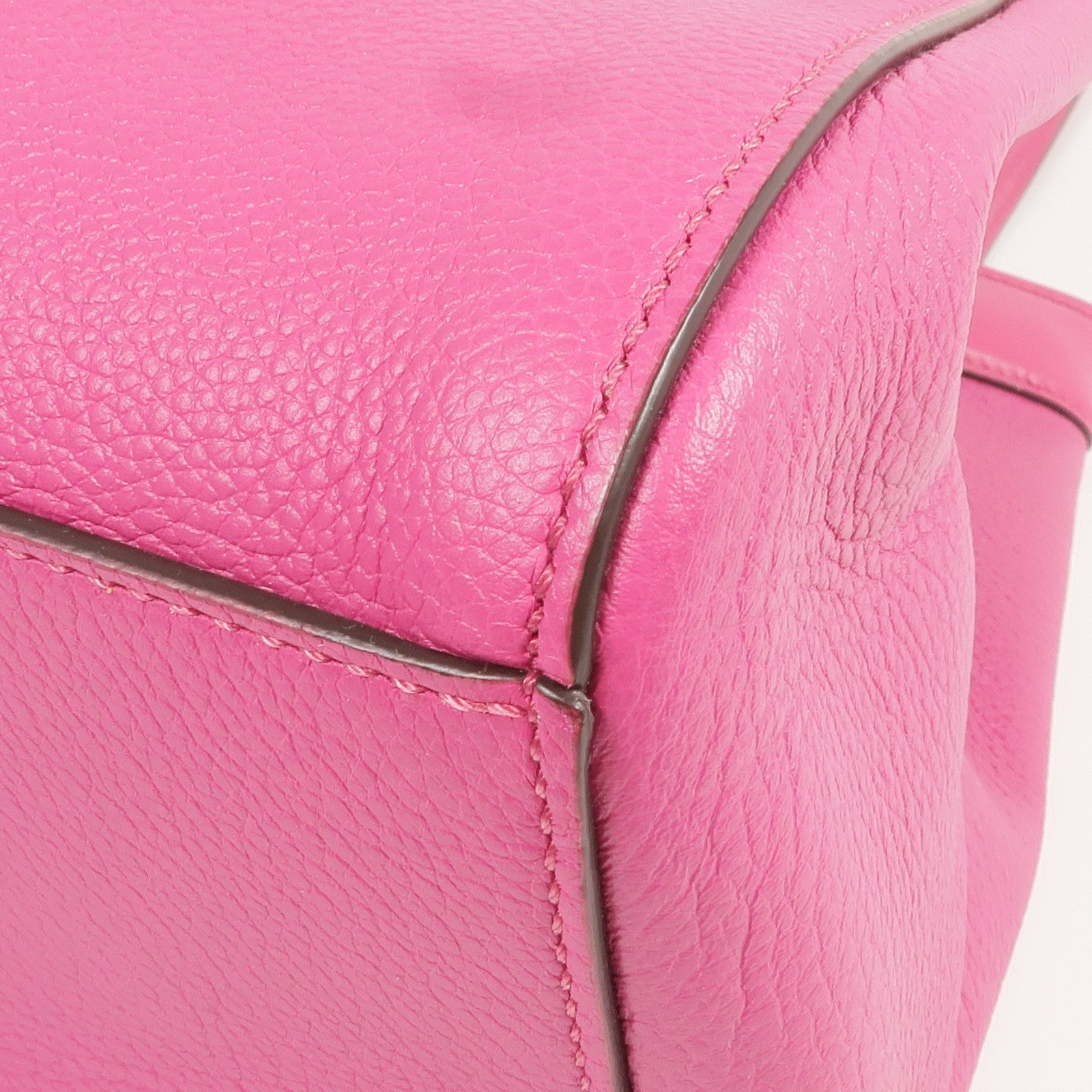 FENDI 牛皮皮革Origami Medium金扣肩背袋