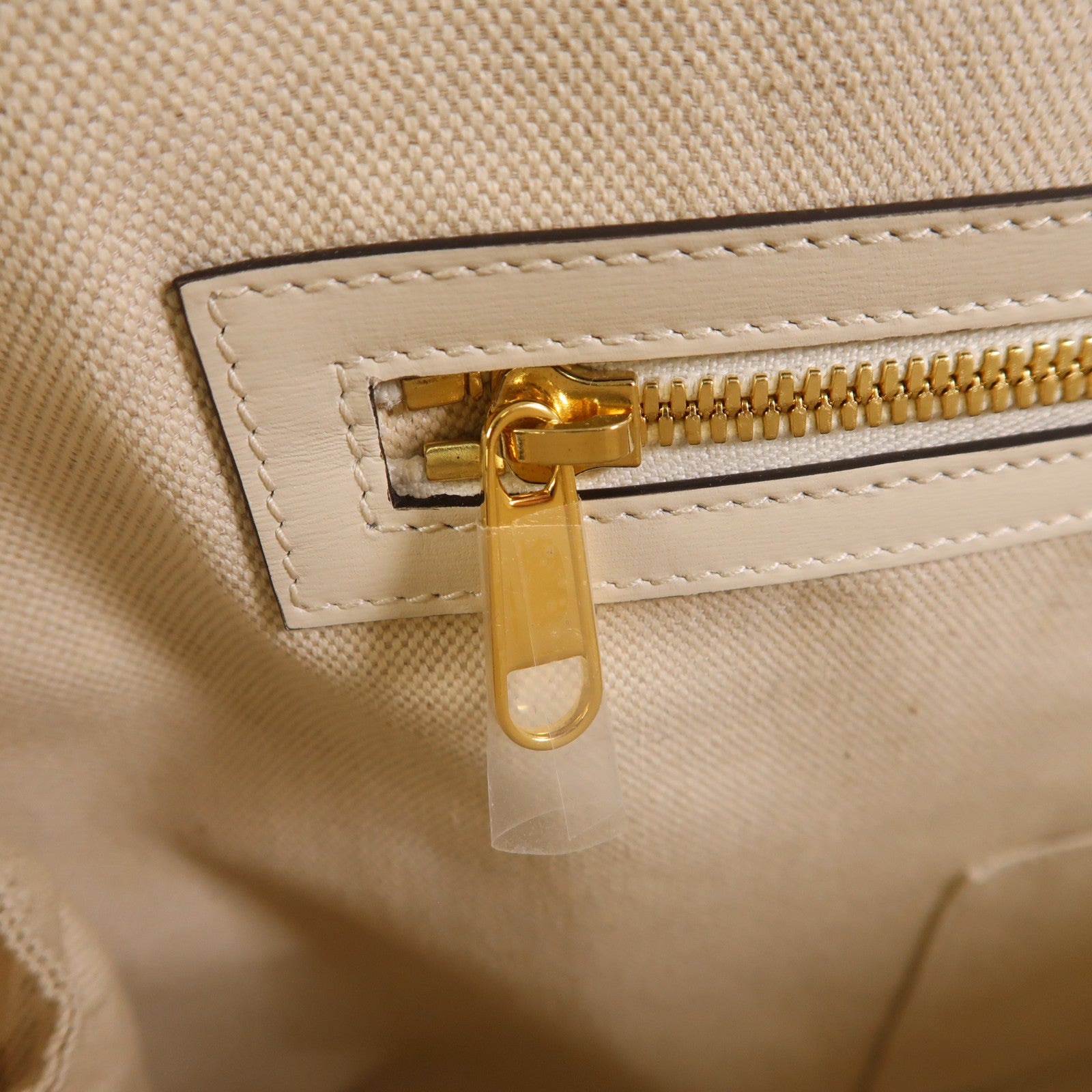 GUCCI 牛皮皮革1955 Horsebit金扣手挽肩背兩用袋