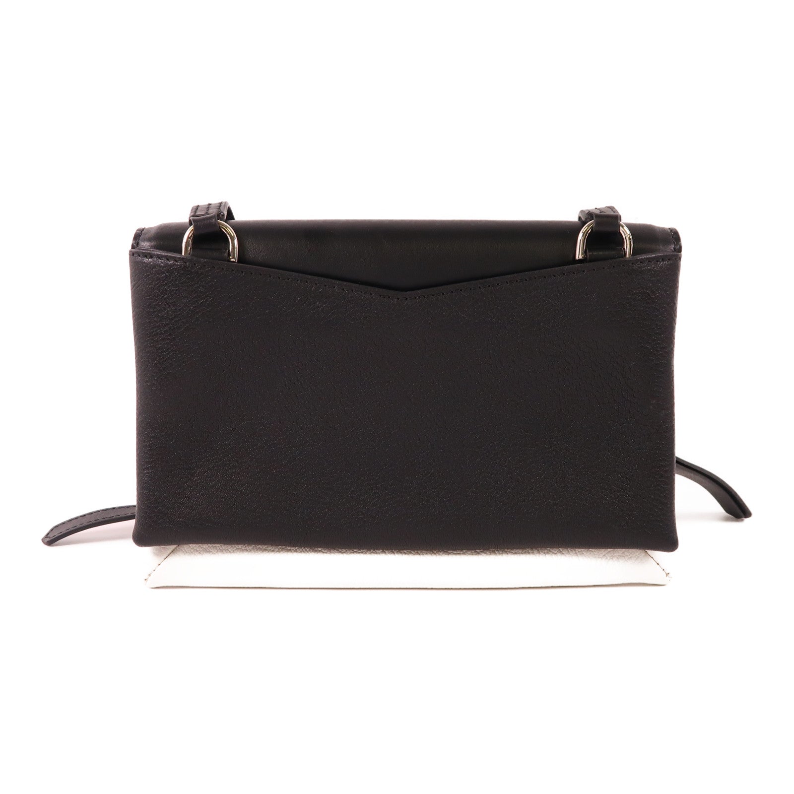GIVENCHY 牛皮皮革Shoulder Bag銀扣肩背袋