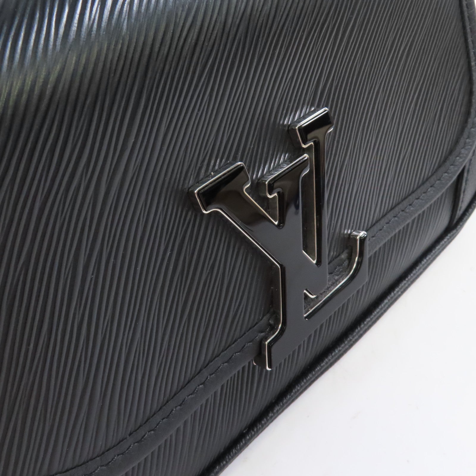 LOUIS VUITTON Epi Buci Shoulder Bag銀扣肩背袋黑色