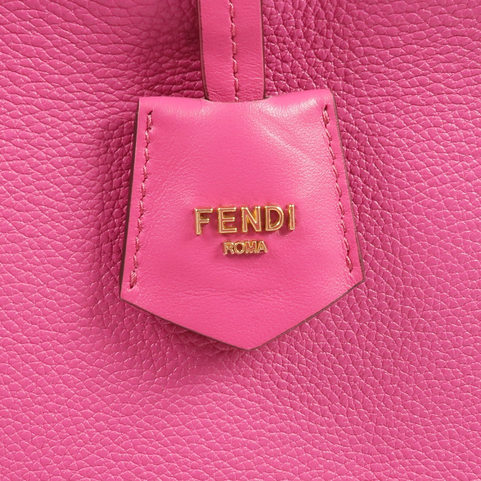 FENDI 牛皮皮革Origami Medium金扣肩背袋