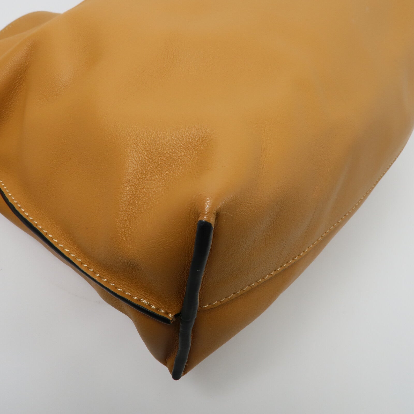 LOEWE 牛皮皮革Flameneo Medium肩背袋