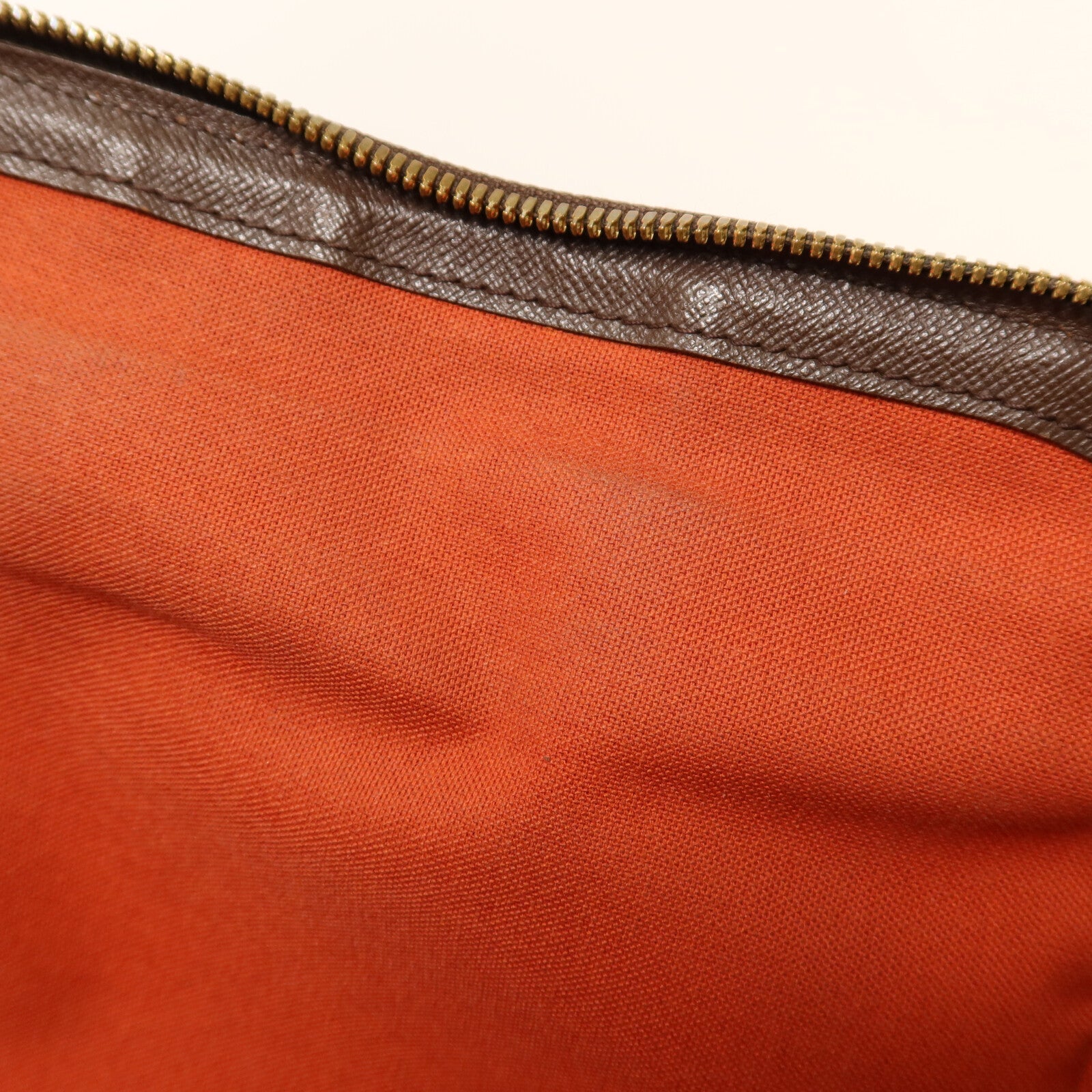 LOUIS VUITTON 【激減優惠】Damier Belem MM金扣肩背袋