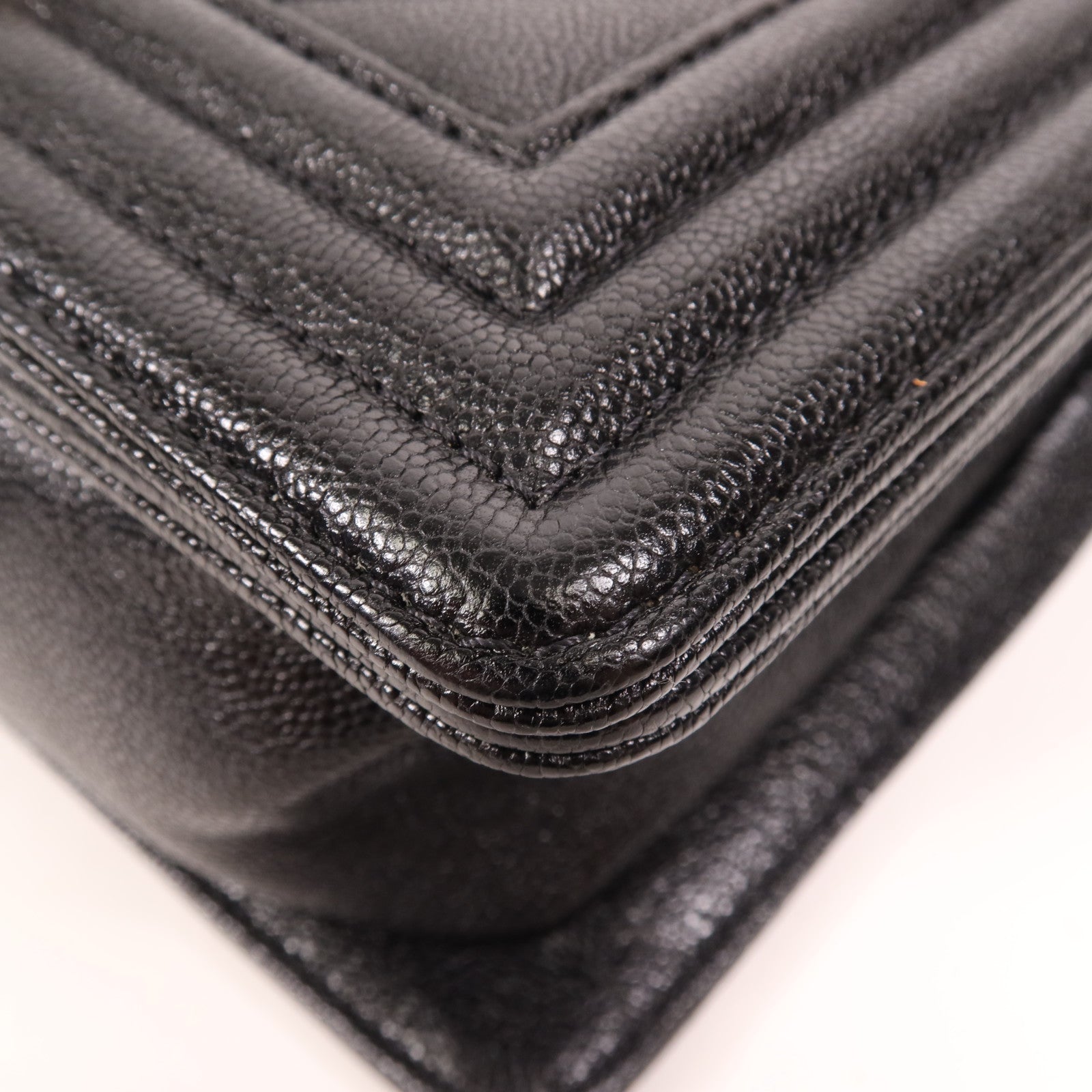 CHANEL 牛皮皮革Boy 20金扣肩背袋