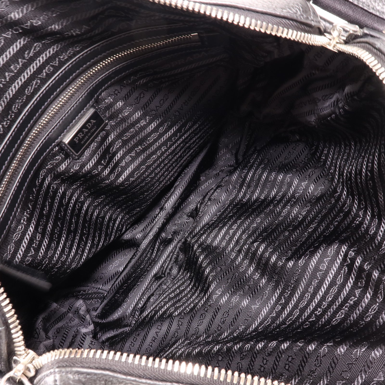 PRADA 牛皮皮革Shoulder Bag銀扣肩背袋