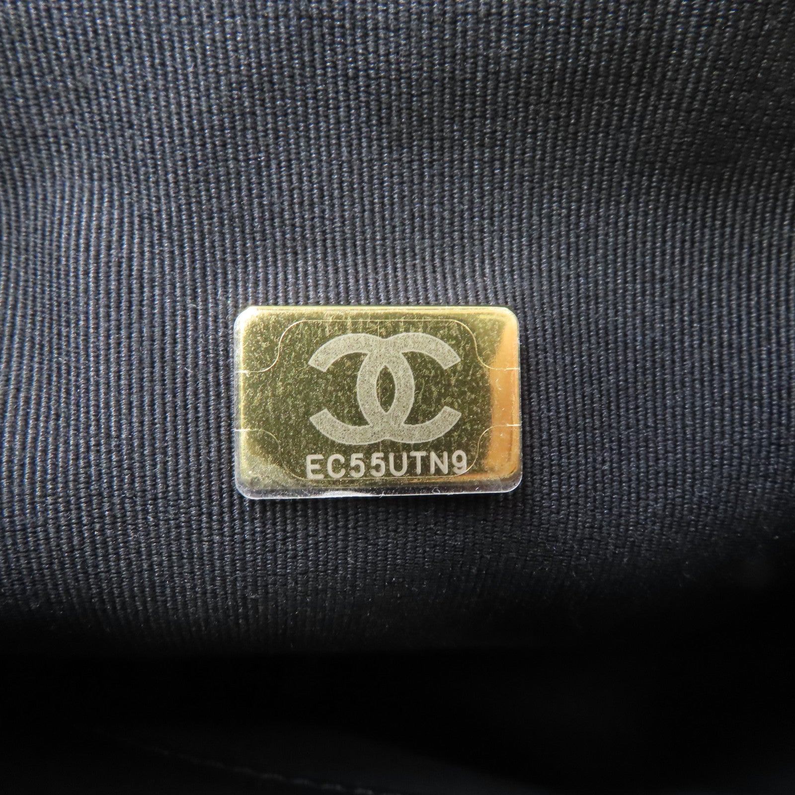 CHANEL 菱格牛皮皮革Chain Shoulder金扣鏈帶肩背袋黑色