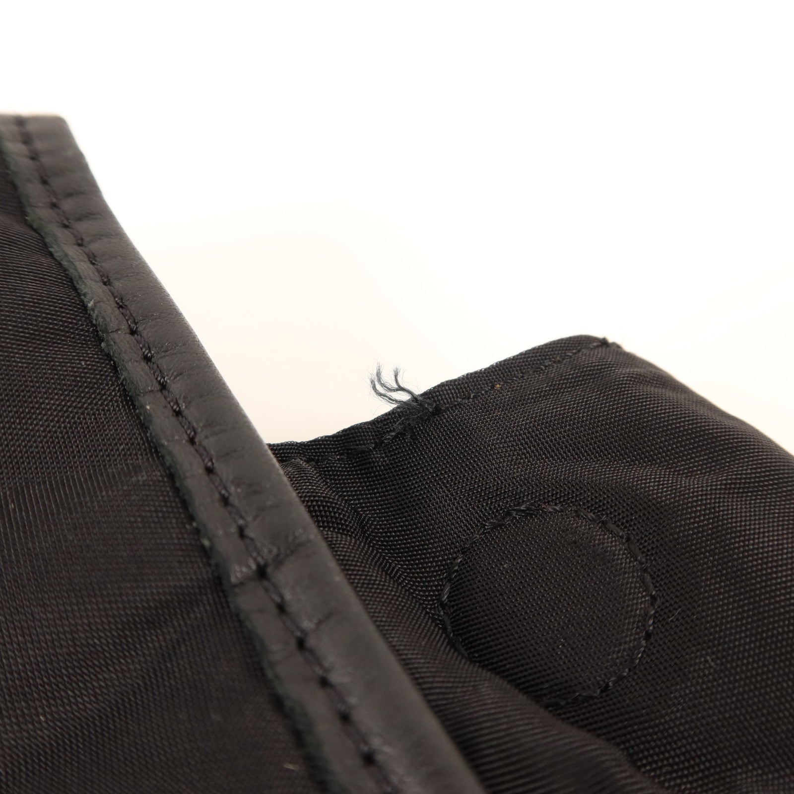 agnes b. 尼龍Shoulder Bag銀扣肩背袋