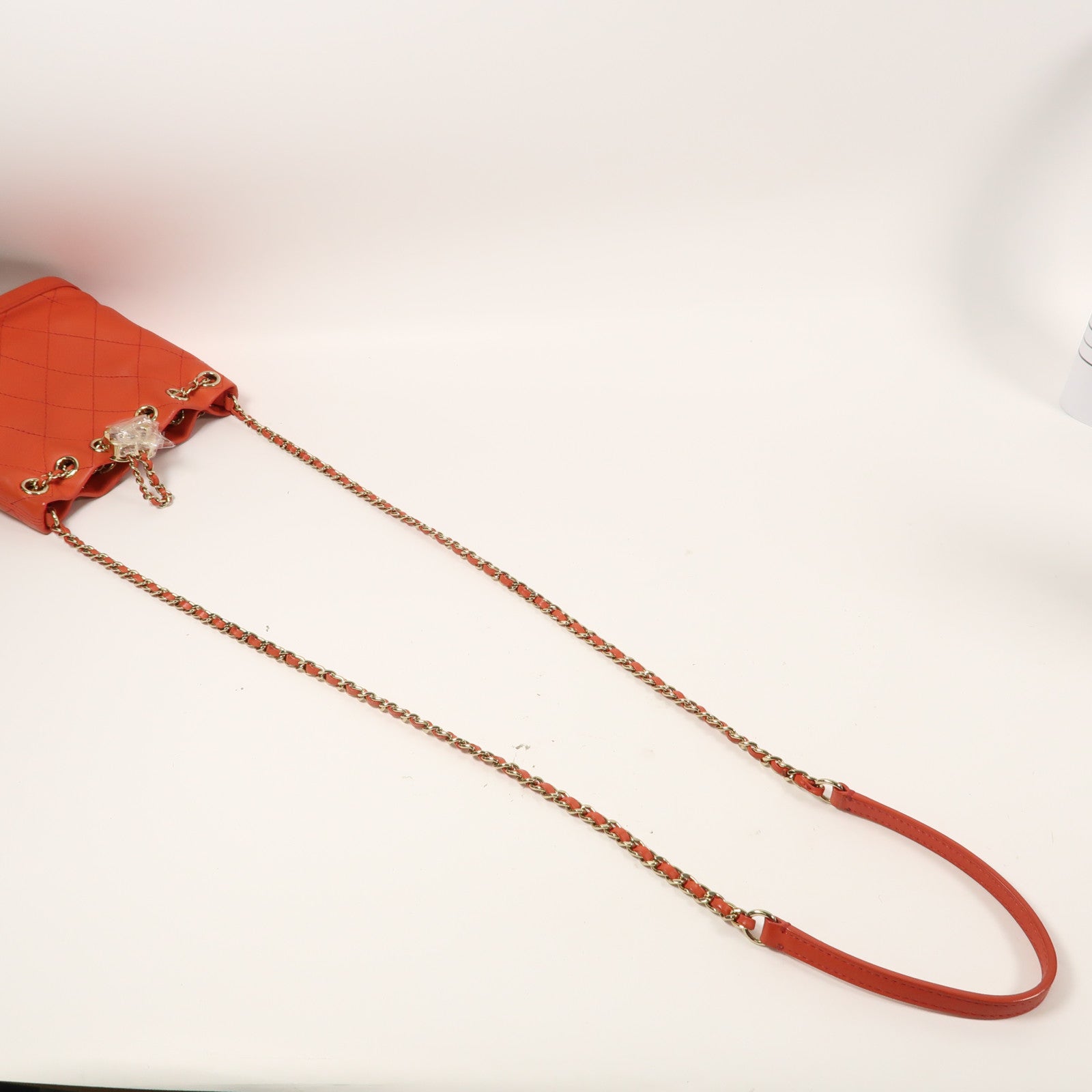 CHANEL 【激減優惠】菱格牛皮皮革Bucket Bag金扣鏈帶肩背袋紅色