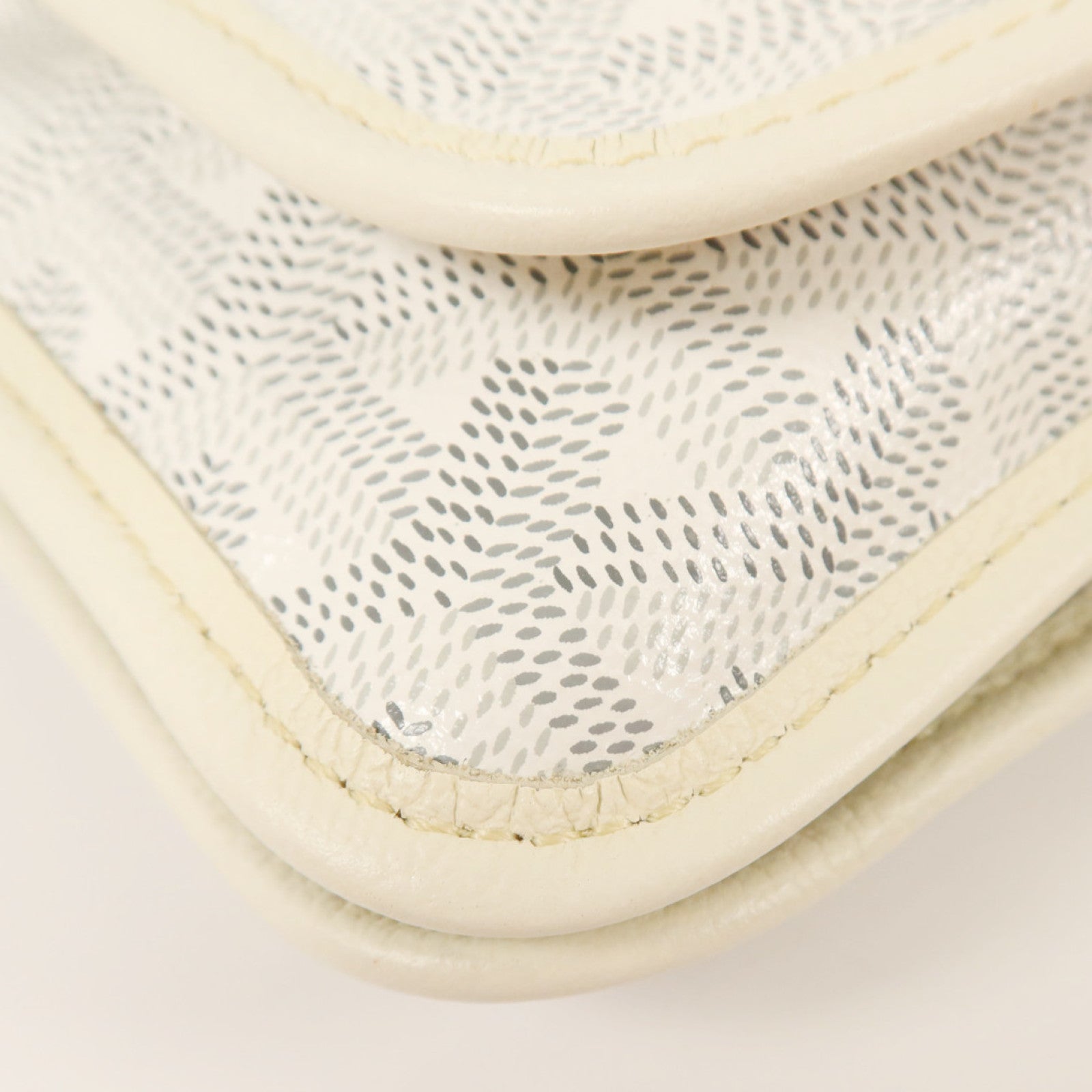 GOYARD 塗層帆布Plumet Pocket Wallet銀扣肩背袋