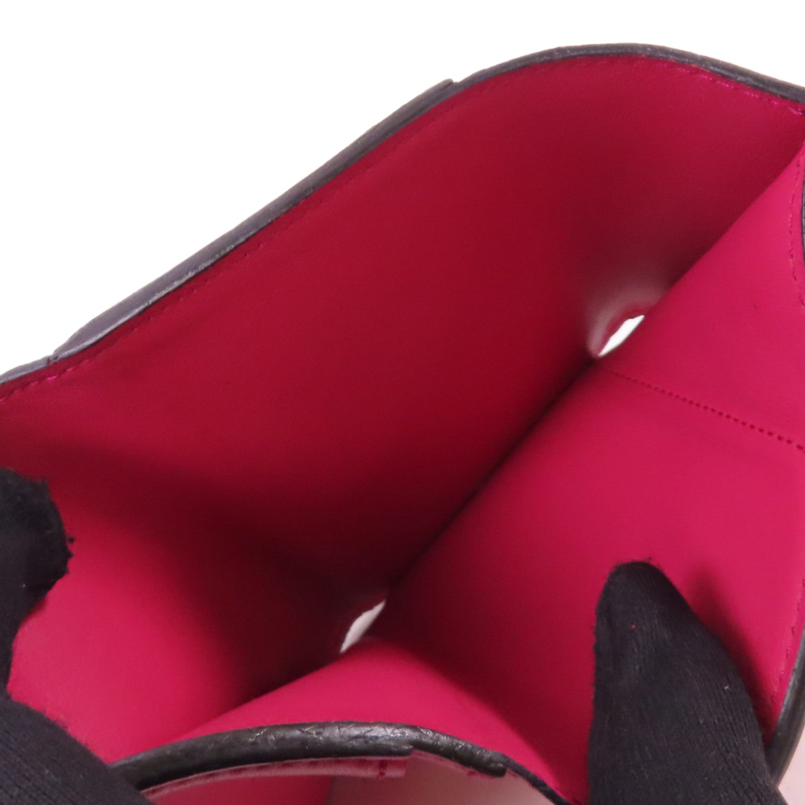 LOUIS VUITTON Taurillon皮革Capucines XS Wallet金扣短錢包黑色/粉紅色