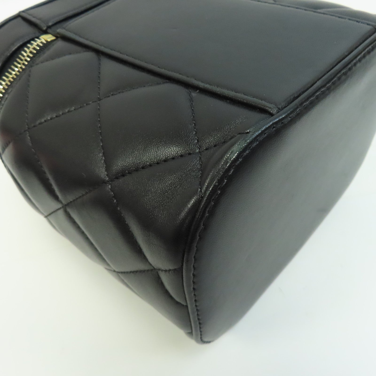 CHANEL 菱格羊皮皮革Trendy CC Vanity Case金扣手挽肩背兩用袋黑色