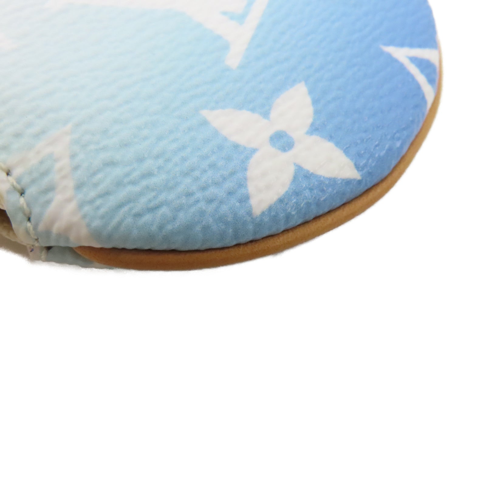 LOUIS VUITTON 【激減優惠】By The Pool Porte cles Illustre Key Holder金扣鎖匙扣白色/淺藍色