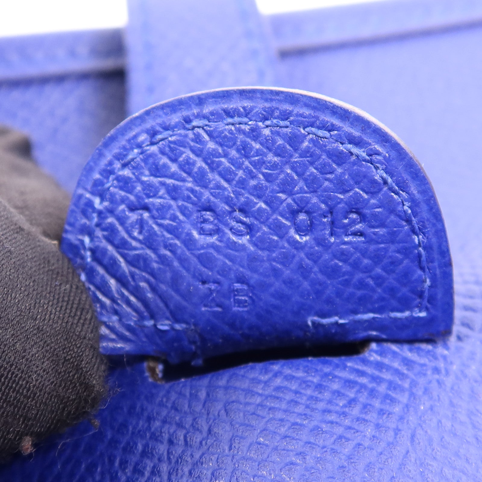 HERMES Epsom皮革Evelyne PM銀扣肩背袋Bleu Electrique