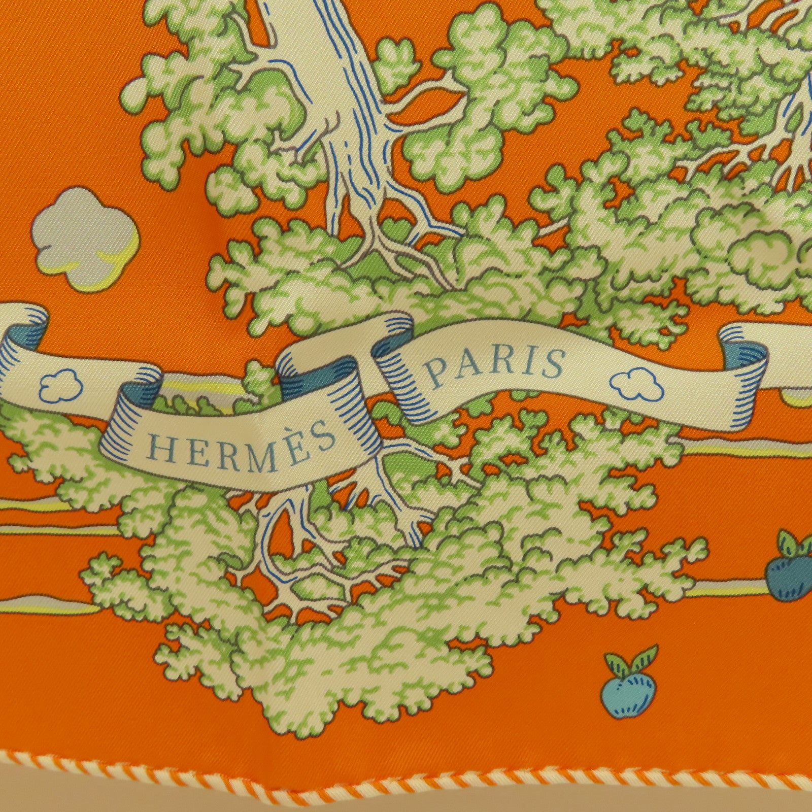HERMES 絲質Scarf圍巾