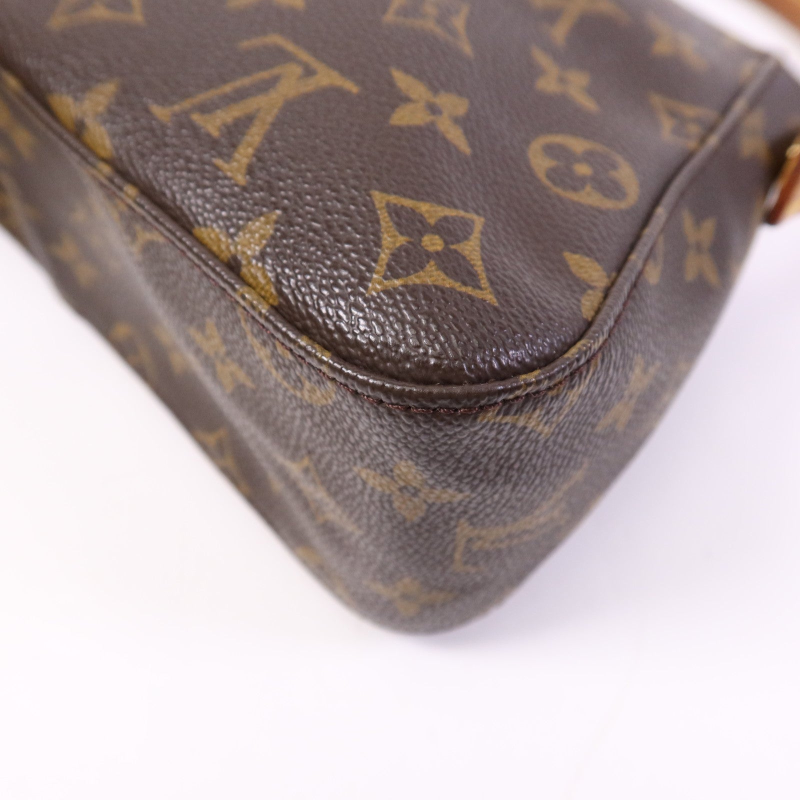 LOUIS VUITTON Monogram Mini Looping金扣肩背袋
