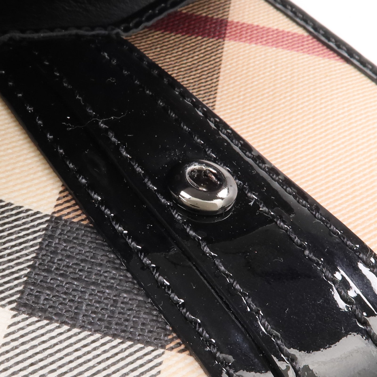 BURBERRY 塗層帆布/漆皮皮革/皮革Wallet銀扣錢包