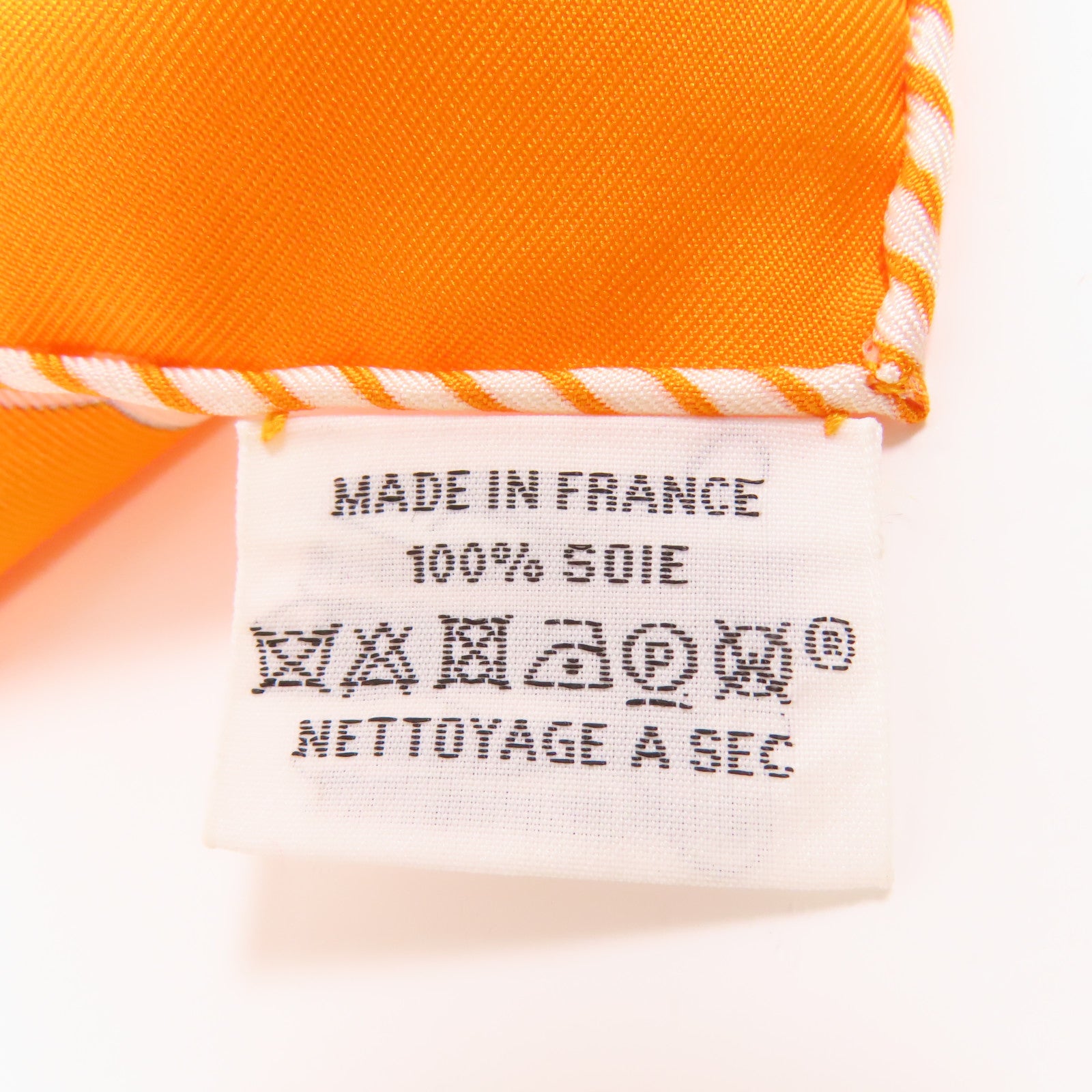HERMES 絲質Scarf圍巾