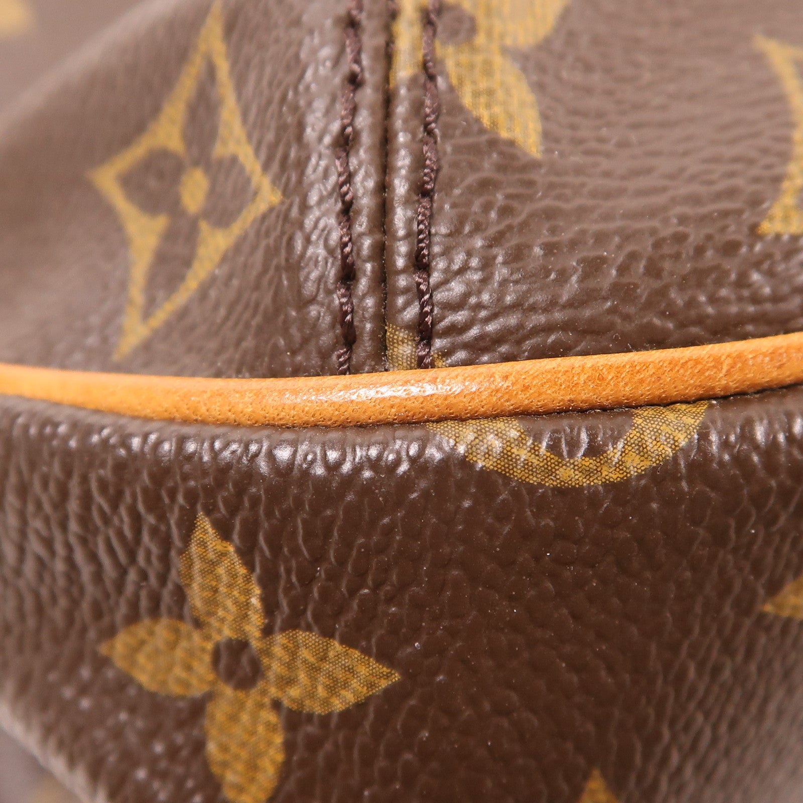 LOUIS VUITTON Monogram Griet金扣肩背袋