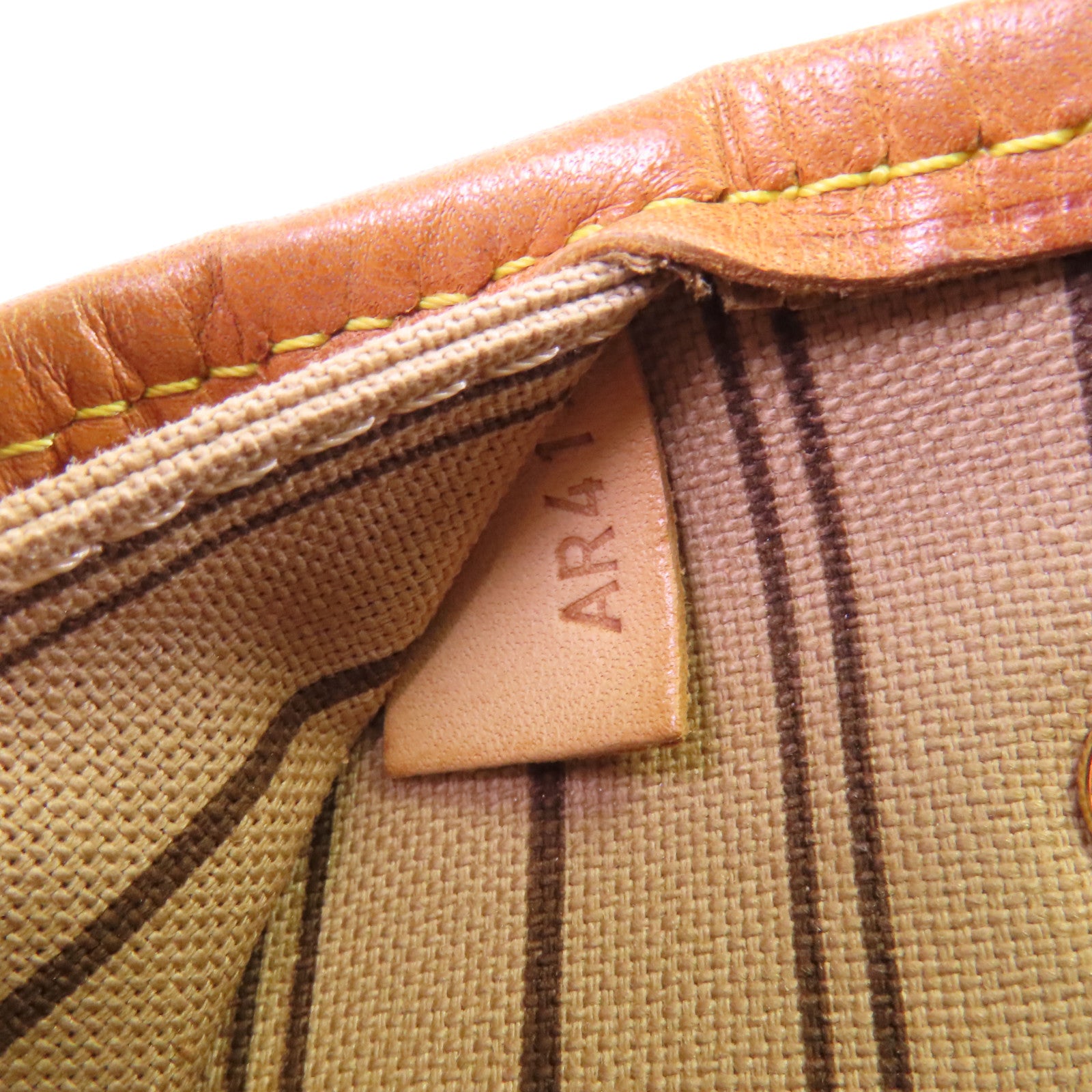 LOUIS VUITTON Monogram Neverfull PM金扣肩背袋