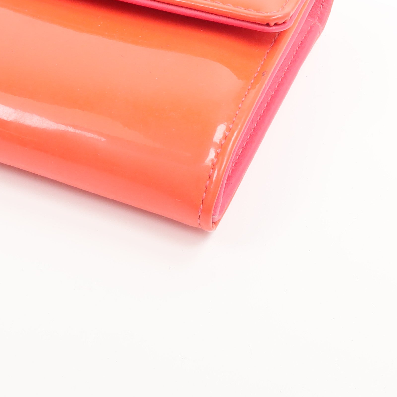 CHANEL 漆皮皮革Makeup Long Wallet長錢包