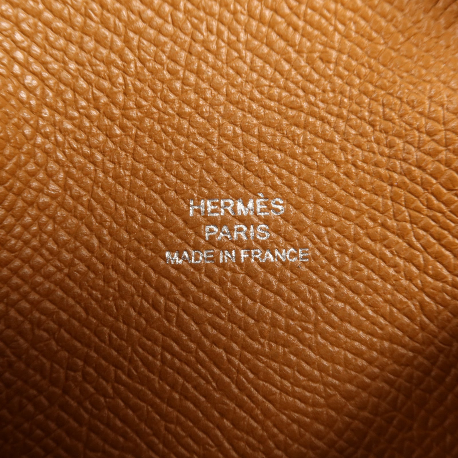 HERMES Epsom皮革Calvi銀扣卡片套Gold