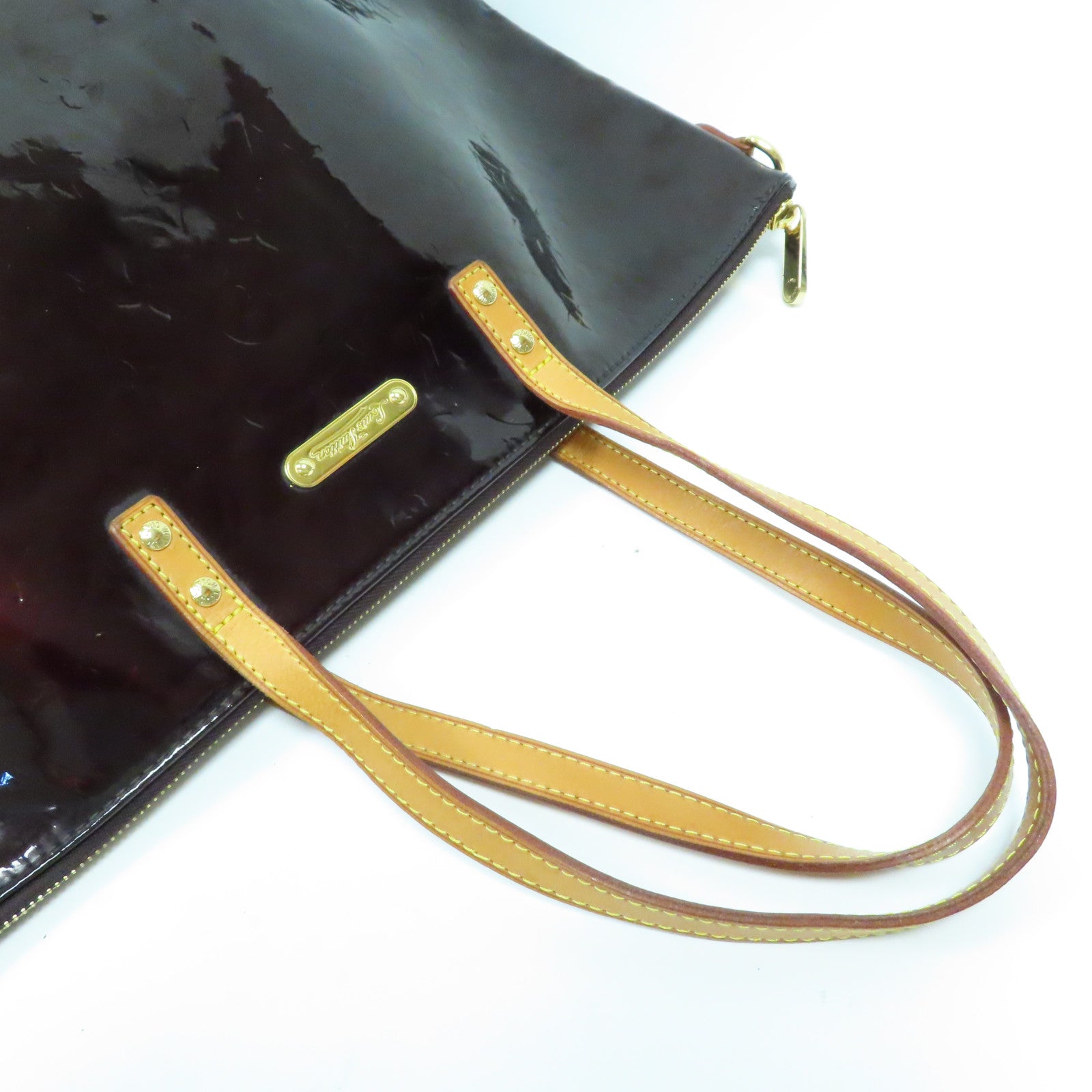 LOUIS VUITTON 【激減優惠】Vernis Bellevue PM金扣肩背袋酒紅色