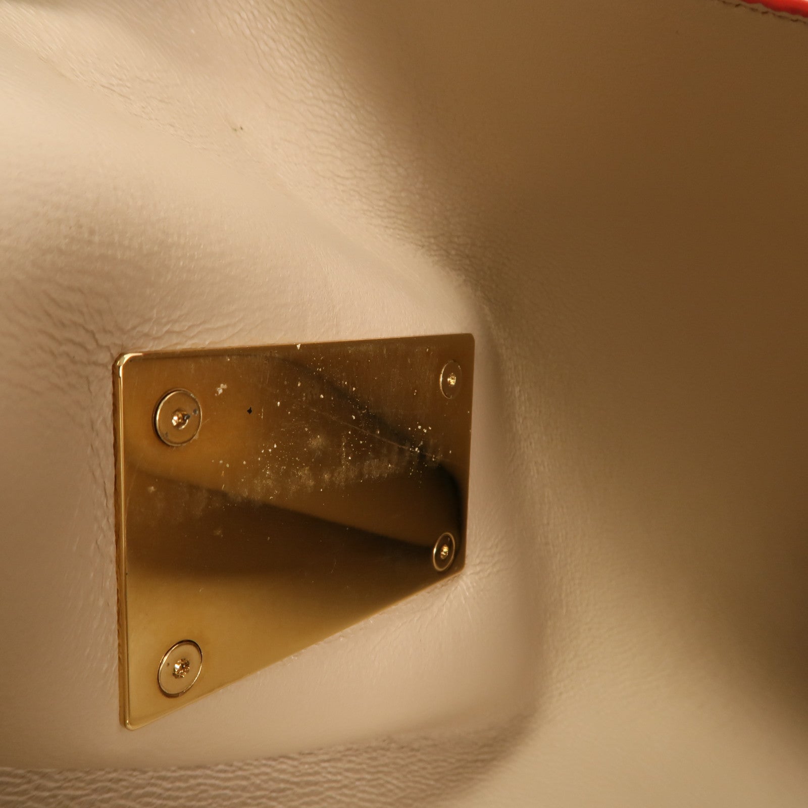 Salvatore Ferragamo 牛皮皮革Clutch Bag金扣手提包