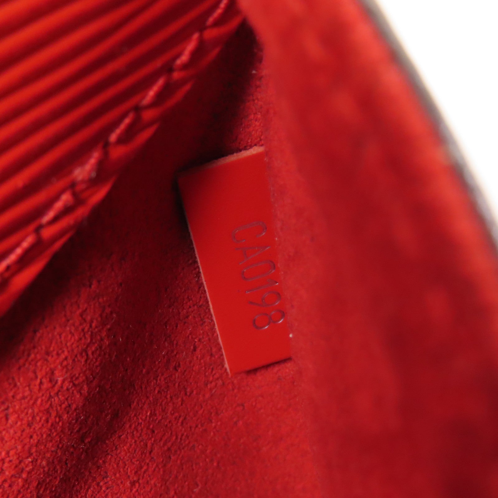 LOUIS VUITTON Monogram/Epi Saint Michel銀扣肩背袋