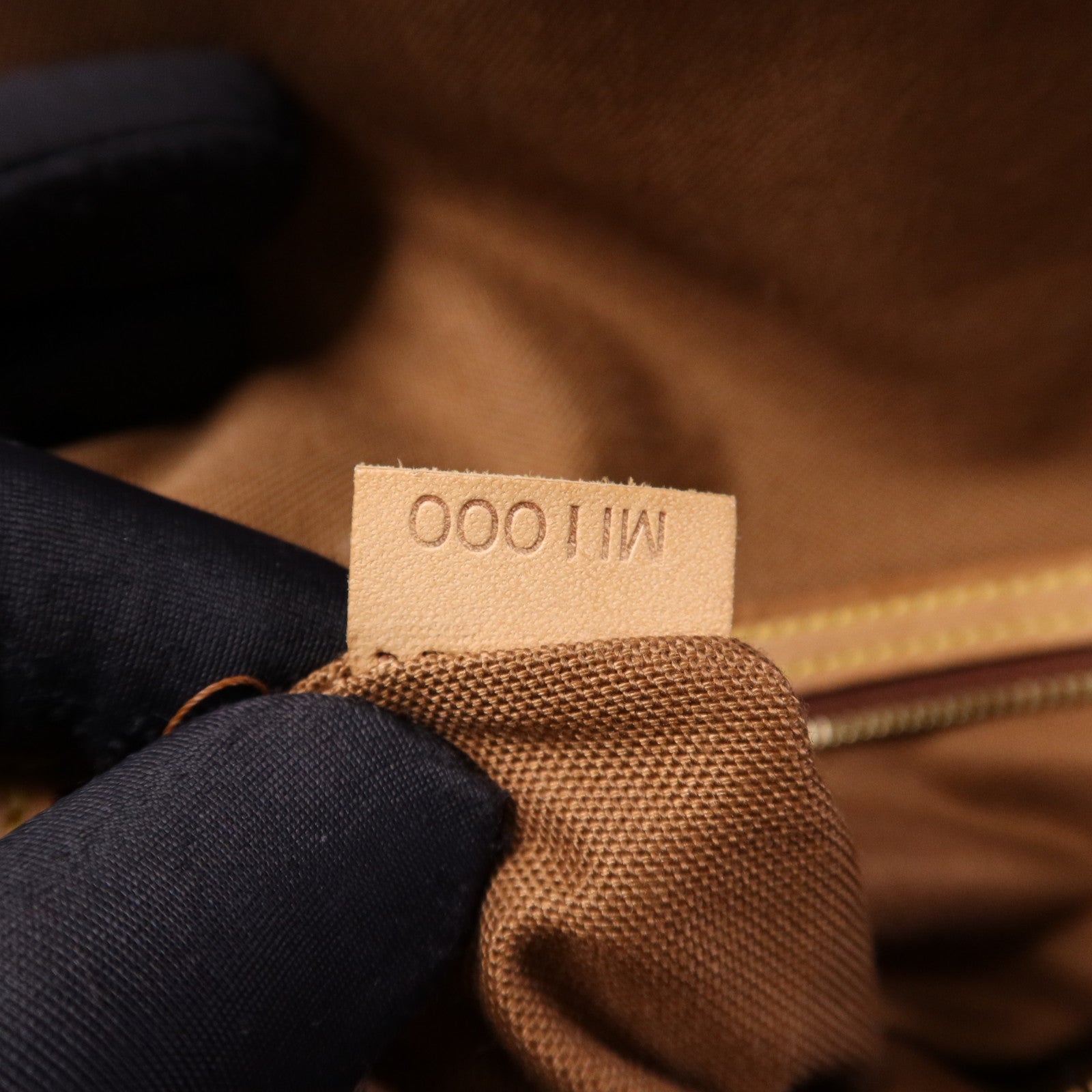 LOUIS VUITTON Monogram Mini Looping金扣肩背袋